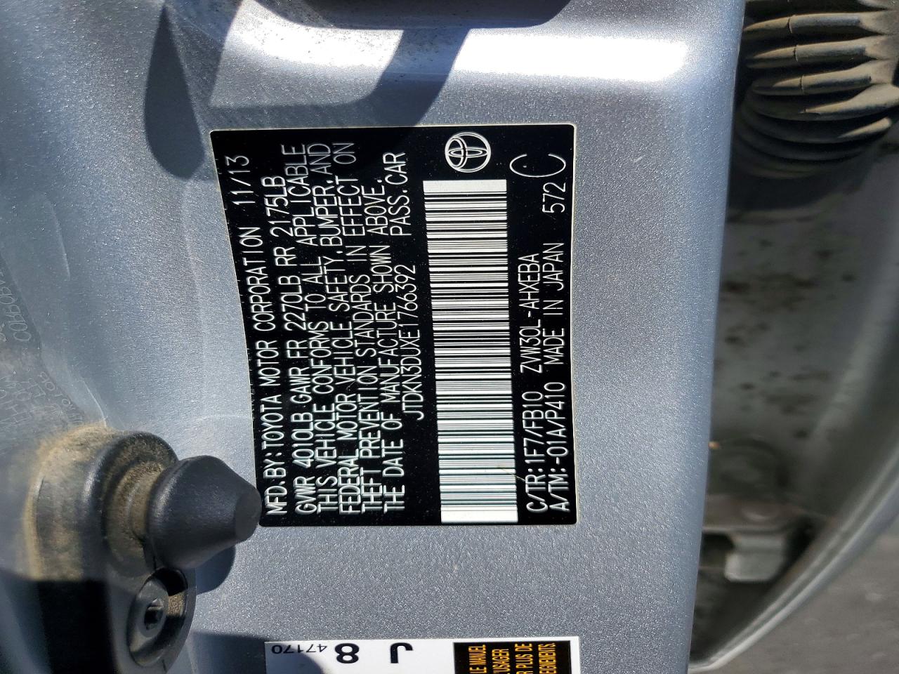 2014 Toyota Prius Two Silver vin: JTDKN3DUXE1766392