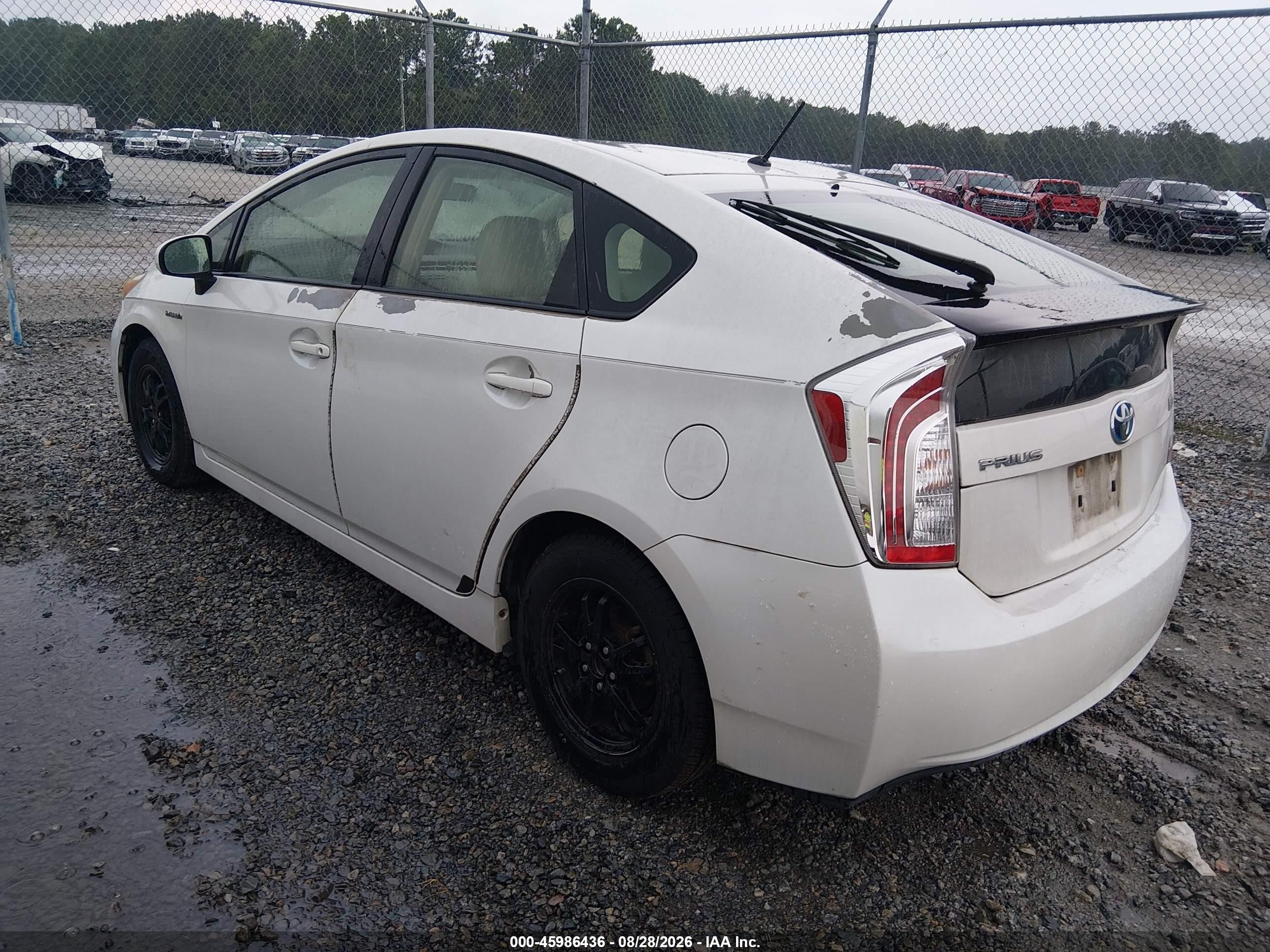 2014 Toyota Prius Two Silver vin: JTDKN3DUXE1770832