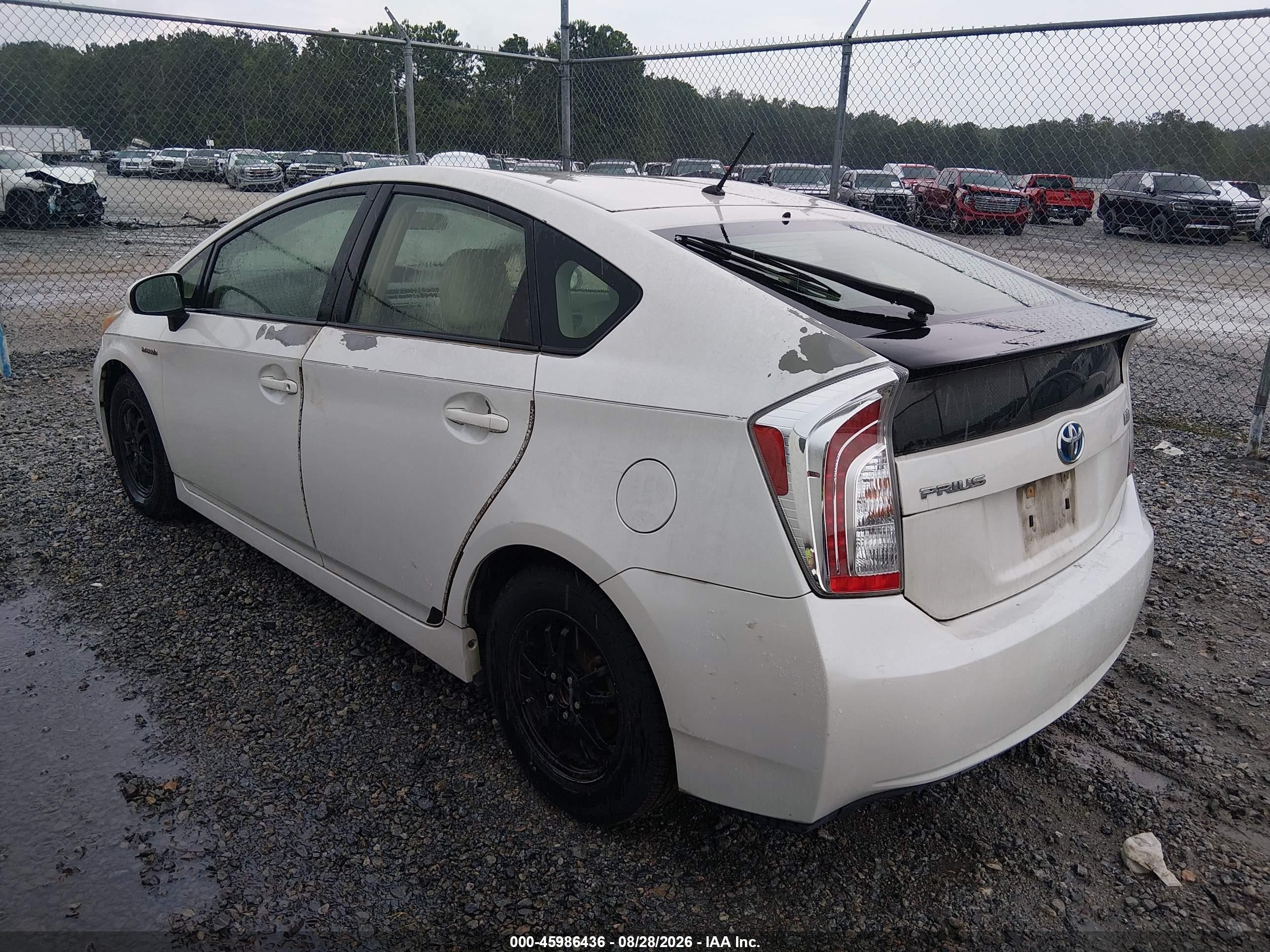 2014 Toyota Prius Two Silver vin: JTDKN3DUXE1770832