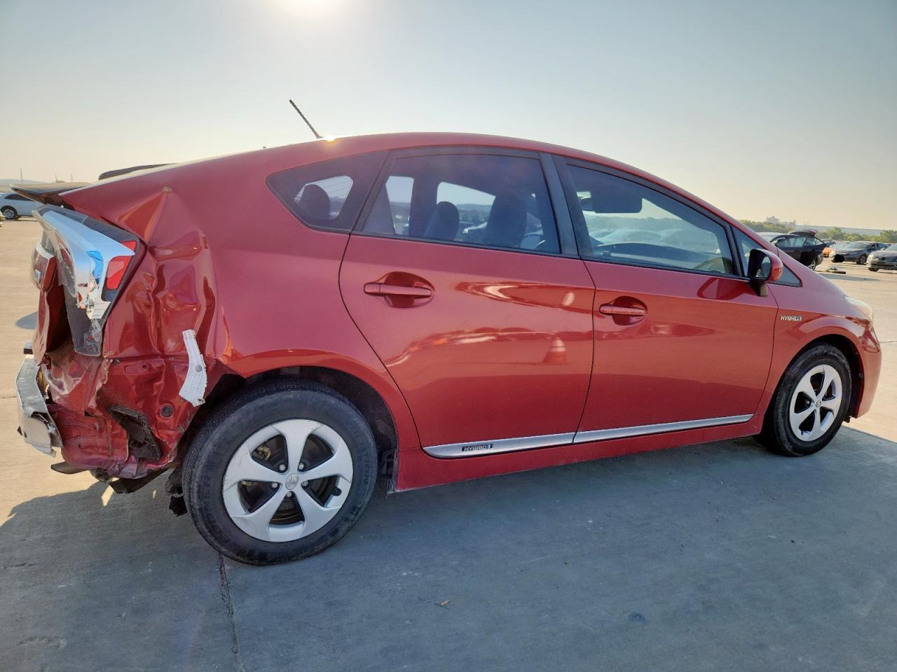 2014 Toyota Prius Hyb Красный vin: JTDKN3DUXE1772015