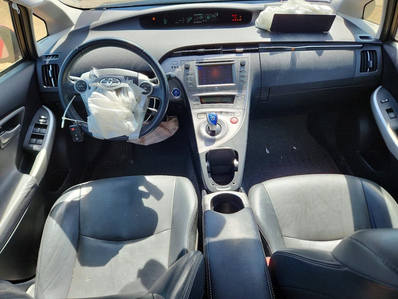 2014 Toyota Prius Four Красный vin: JTDKN3DUXE1776307