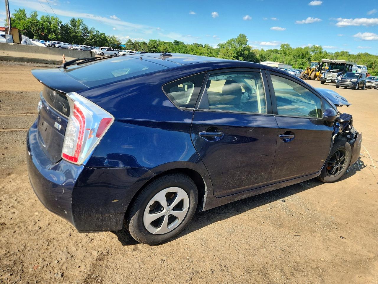 2014 Toyota Prius Three Blue vin: JTDKN3DUXE1784827