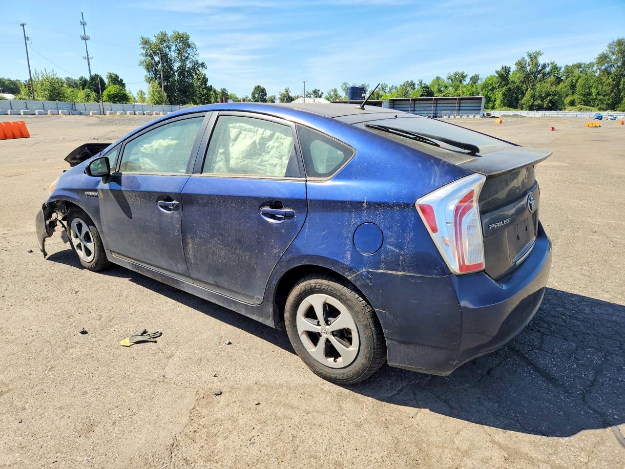 2014 Toyota Prius Two Blue vin: JTDKN3DUXE1793401