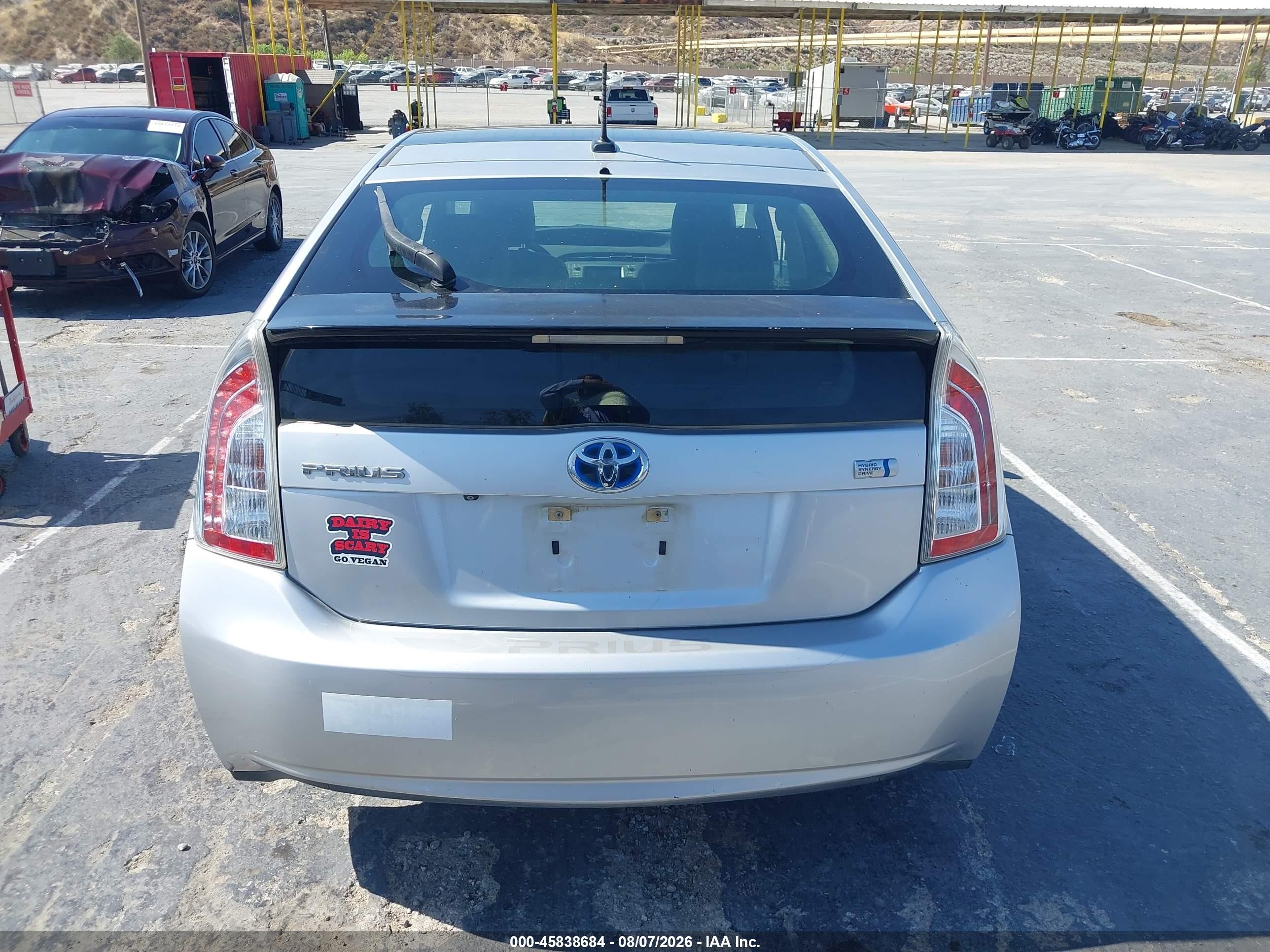 2014 Toyota Prius Four Silver vin: JTDKN3DUXE1795438