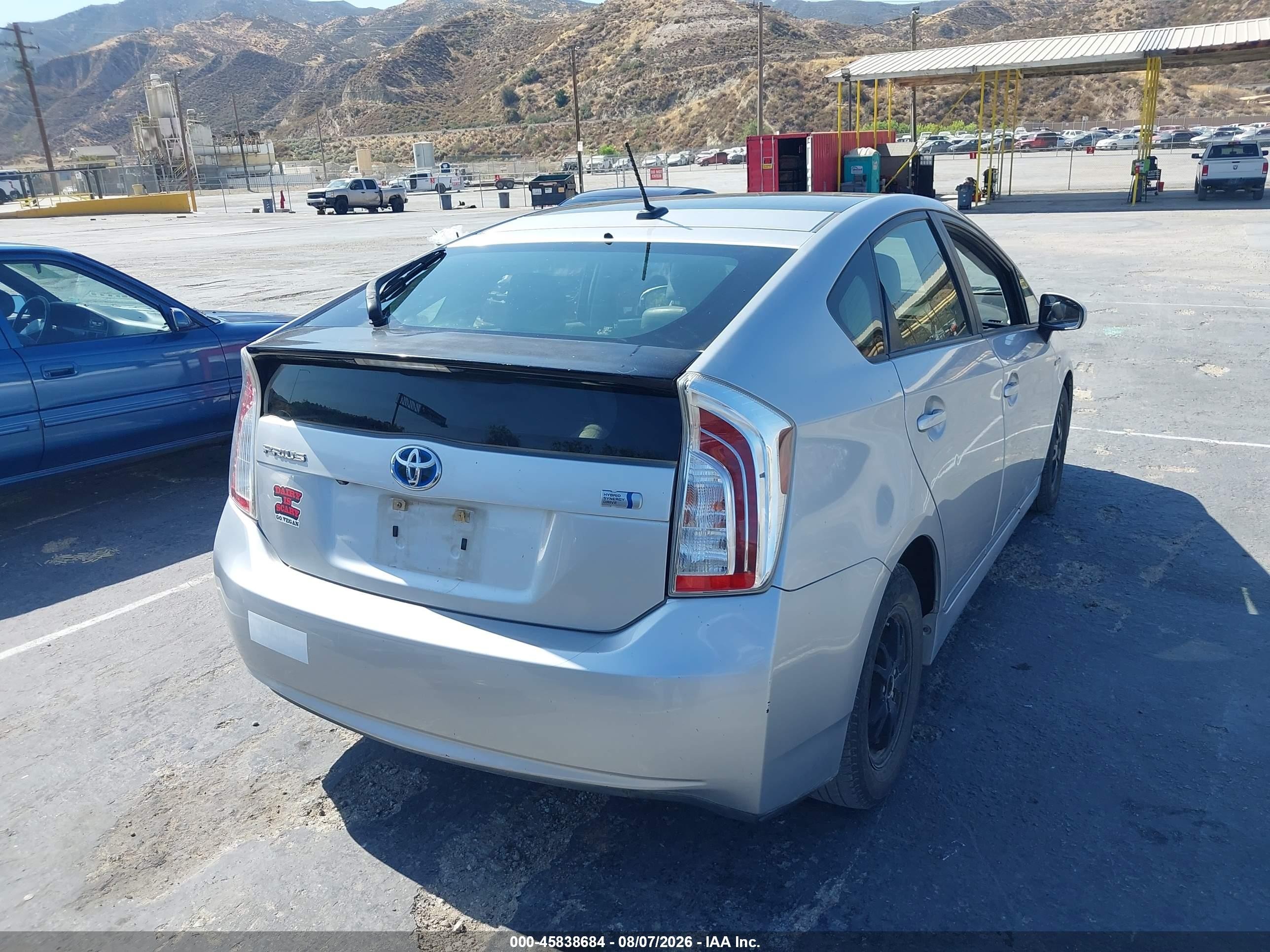 2014 Toyota Prius Four Silver vin: JTDKN3DUXE1795438