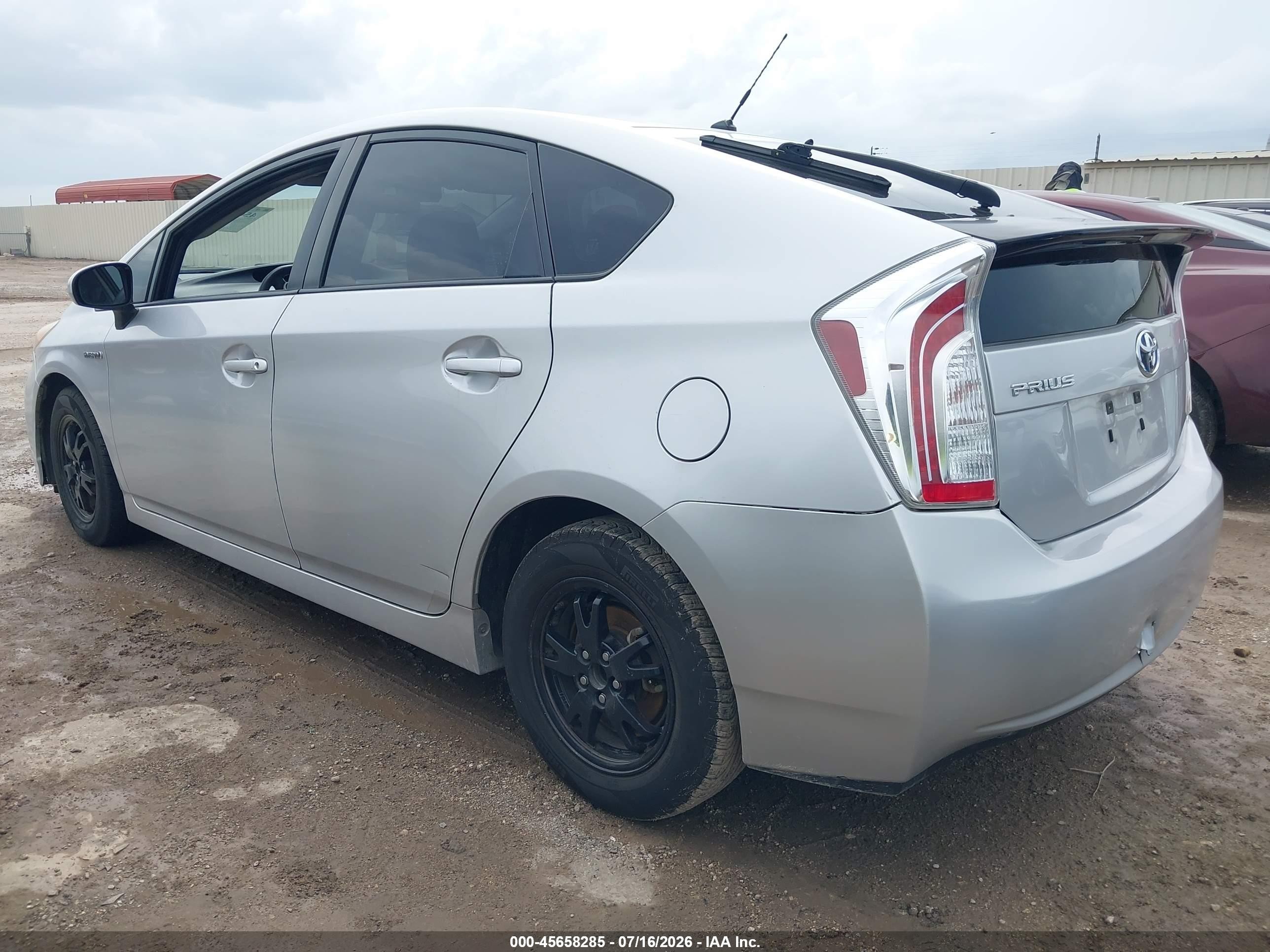 2014 Toyota Prius Two Silver vin: JTDKN3DUXE1801464