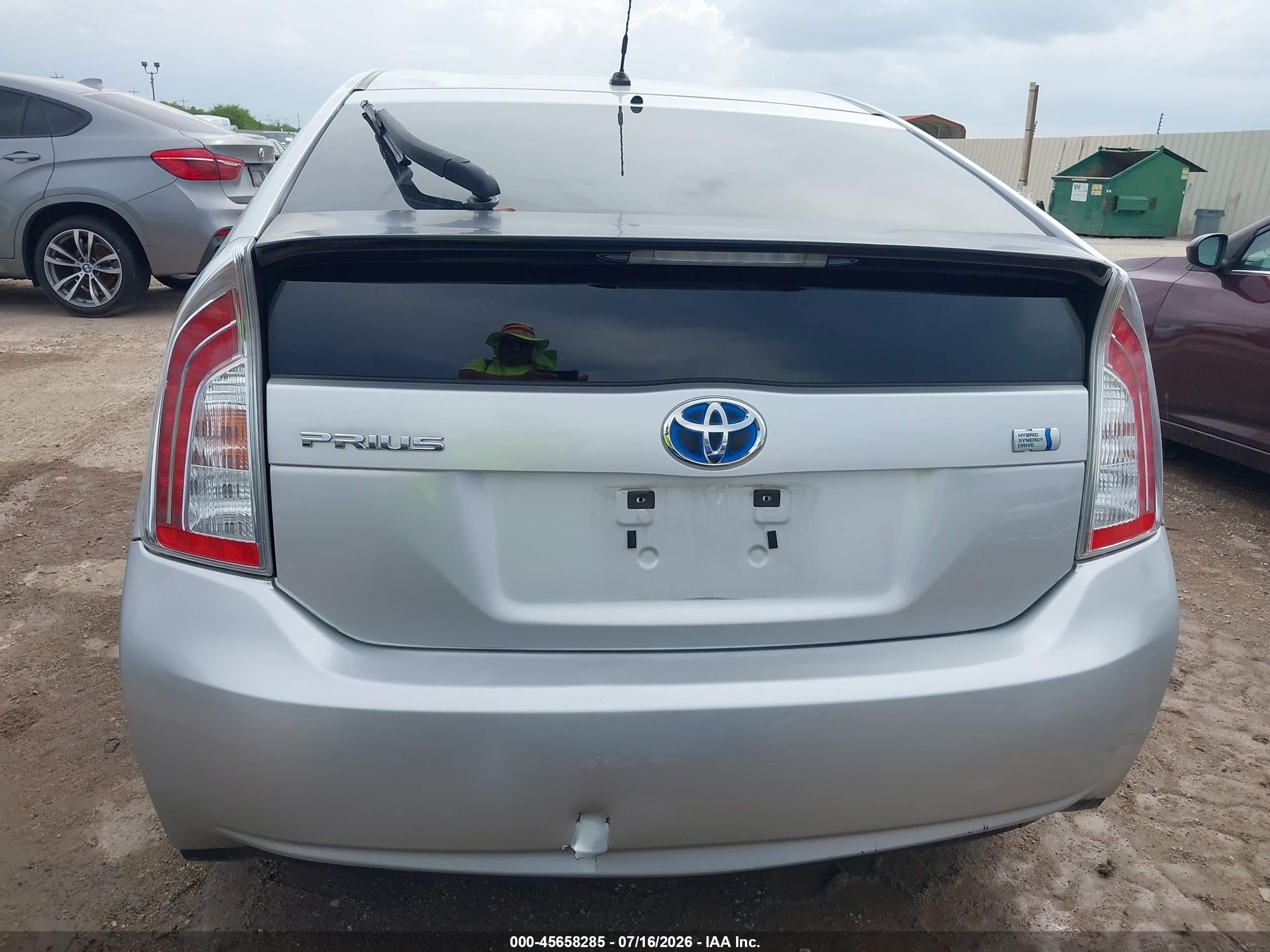 2014 Toyota Prius Two Silver vin: JTDKN3DUXE1801464