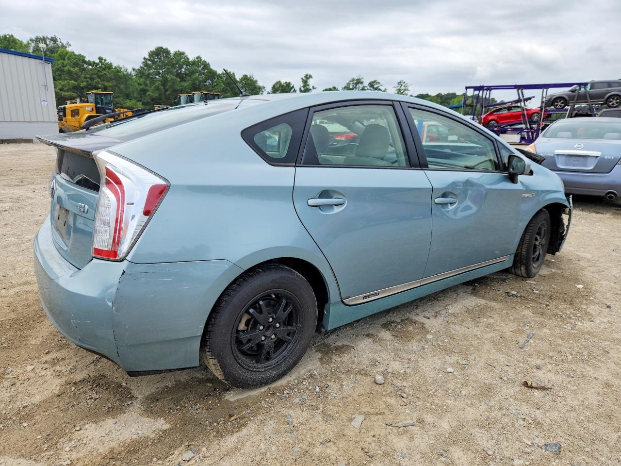2014 Toyota Prius Two Зеленый vin: JTDKN3DUXE1817602