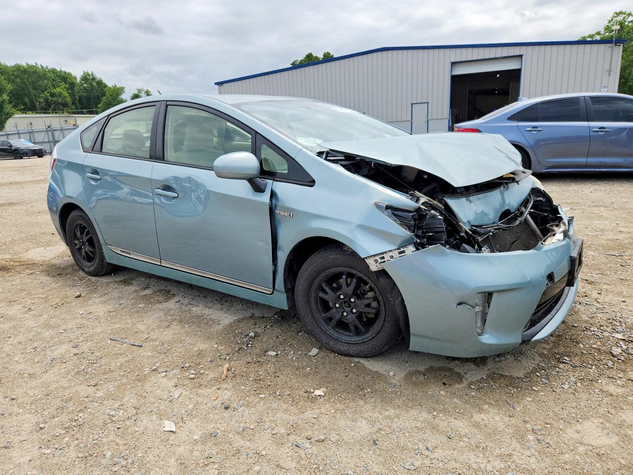 2014 Toyota Prius Two Зеленый vin: JTDKN3DUXE1817602