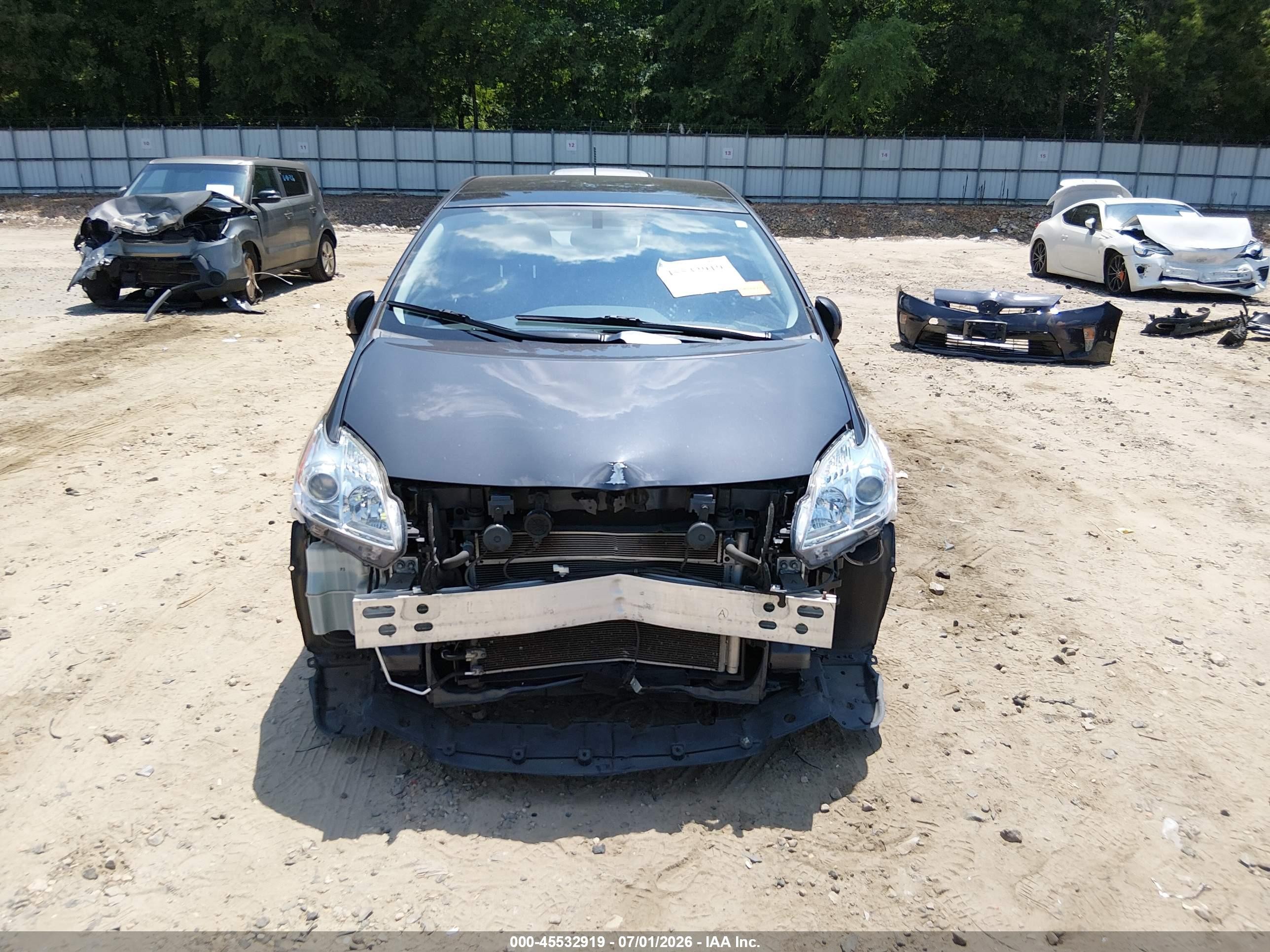 2014 Toyota Prius Four Серый vin: JTDKN3DUXE1823934