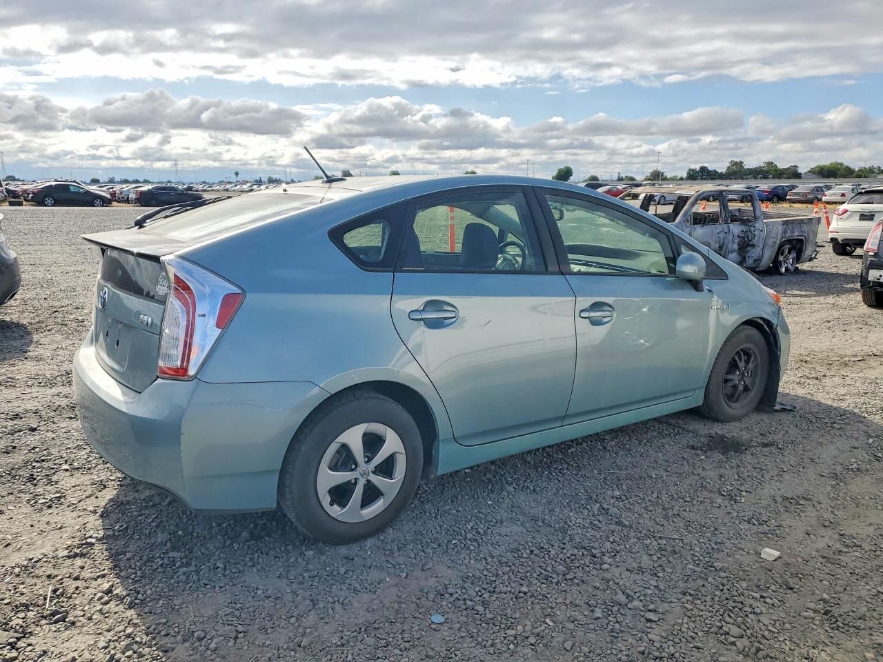 2014 Toyota Prius Four Turquoise vin: JTDKN3DUXE1861941