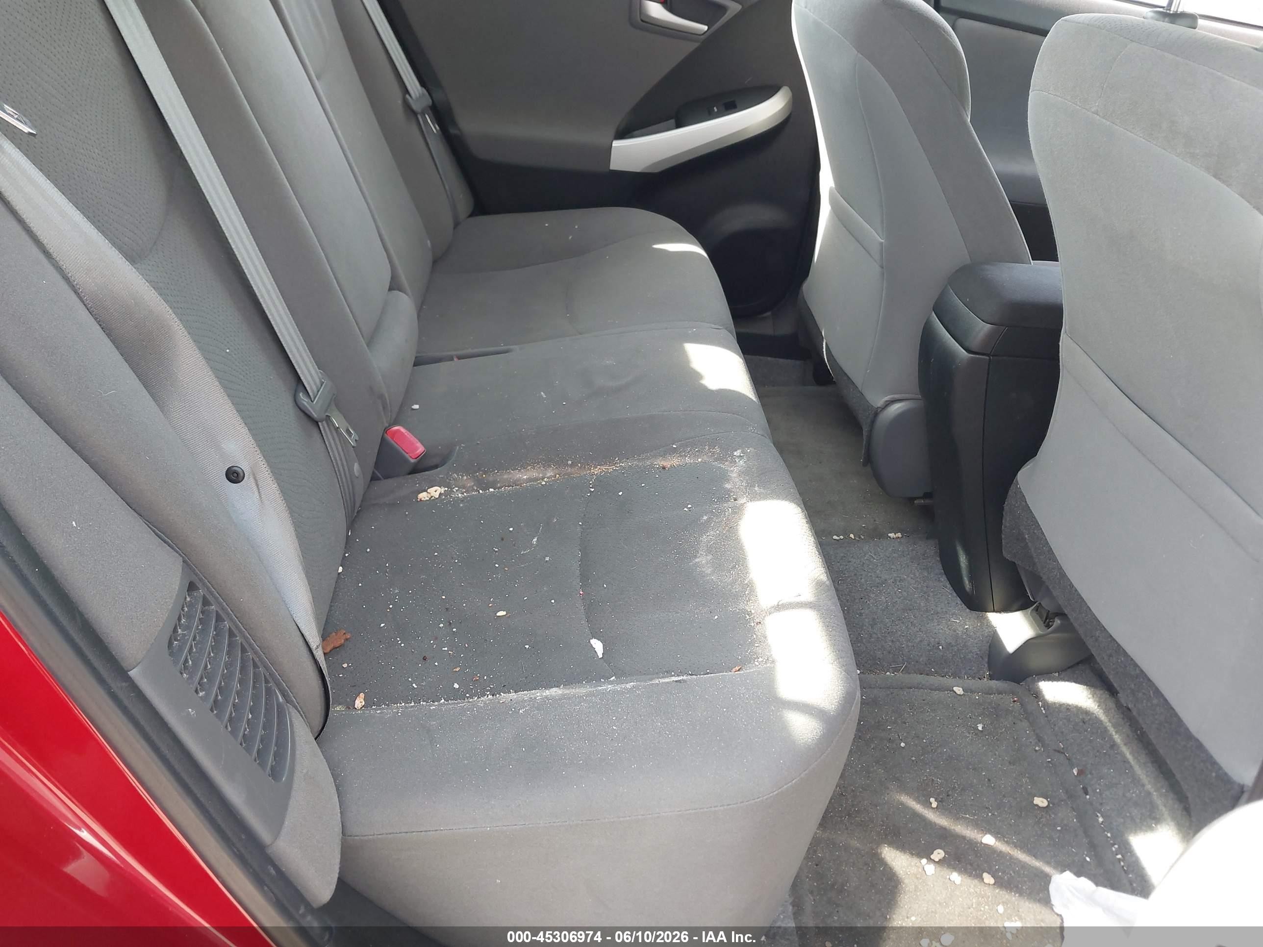 2015 Toyota Prius Two Red vin: JTDKN3DUXF0396567