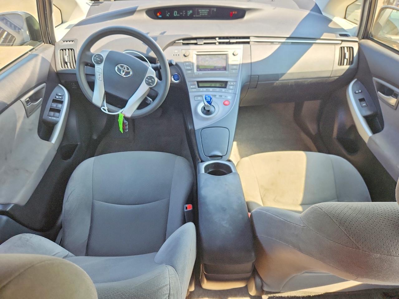 2015 Toyota Prius Three Синий vin: JTDKN3DUXF0397024
