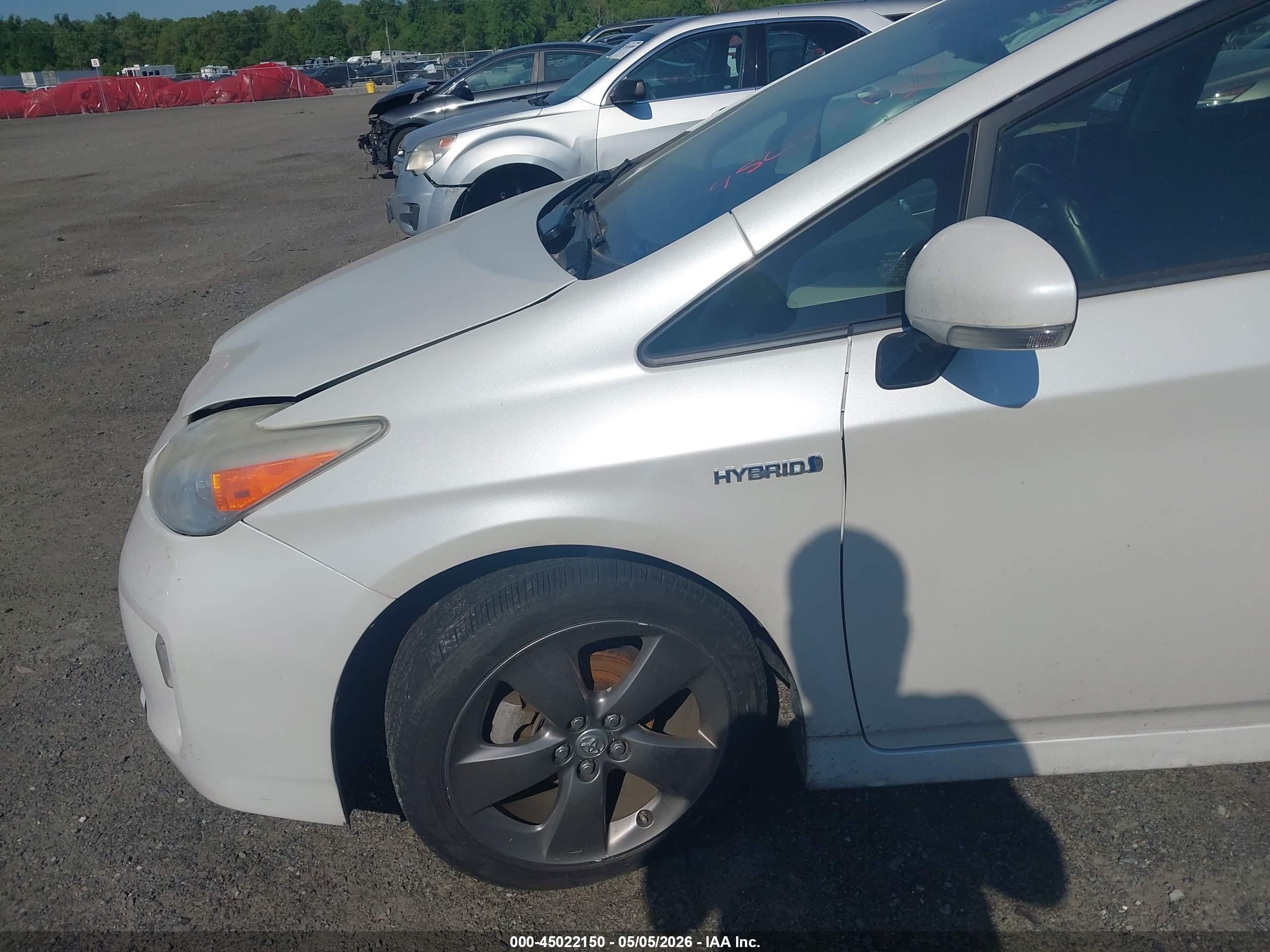 2015 Toyota Prius Persona Series Special Edition White vin: JTDKN3DUXF0397430