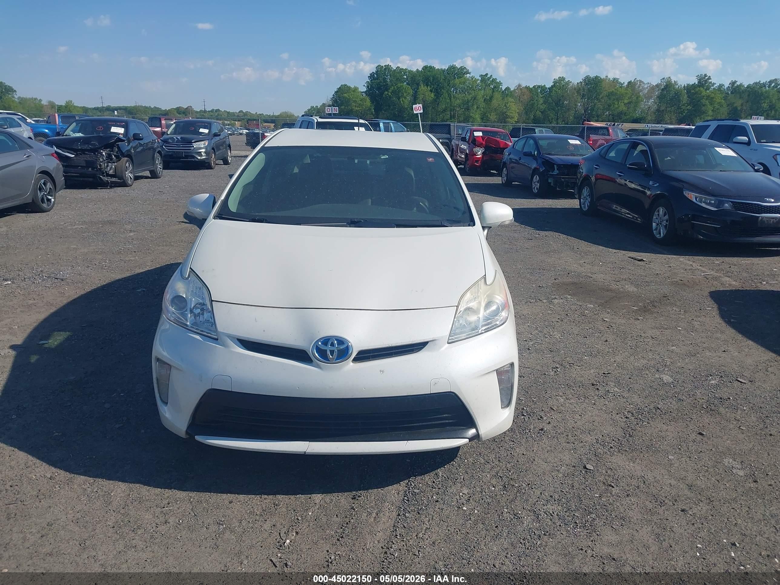 2015 Toyota Prius Persona Series Special Edition White vin: JTDKN3DUXF0397430