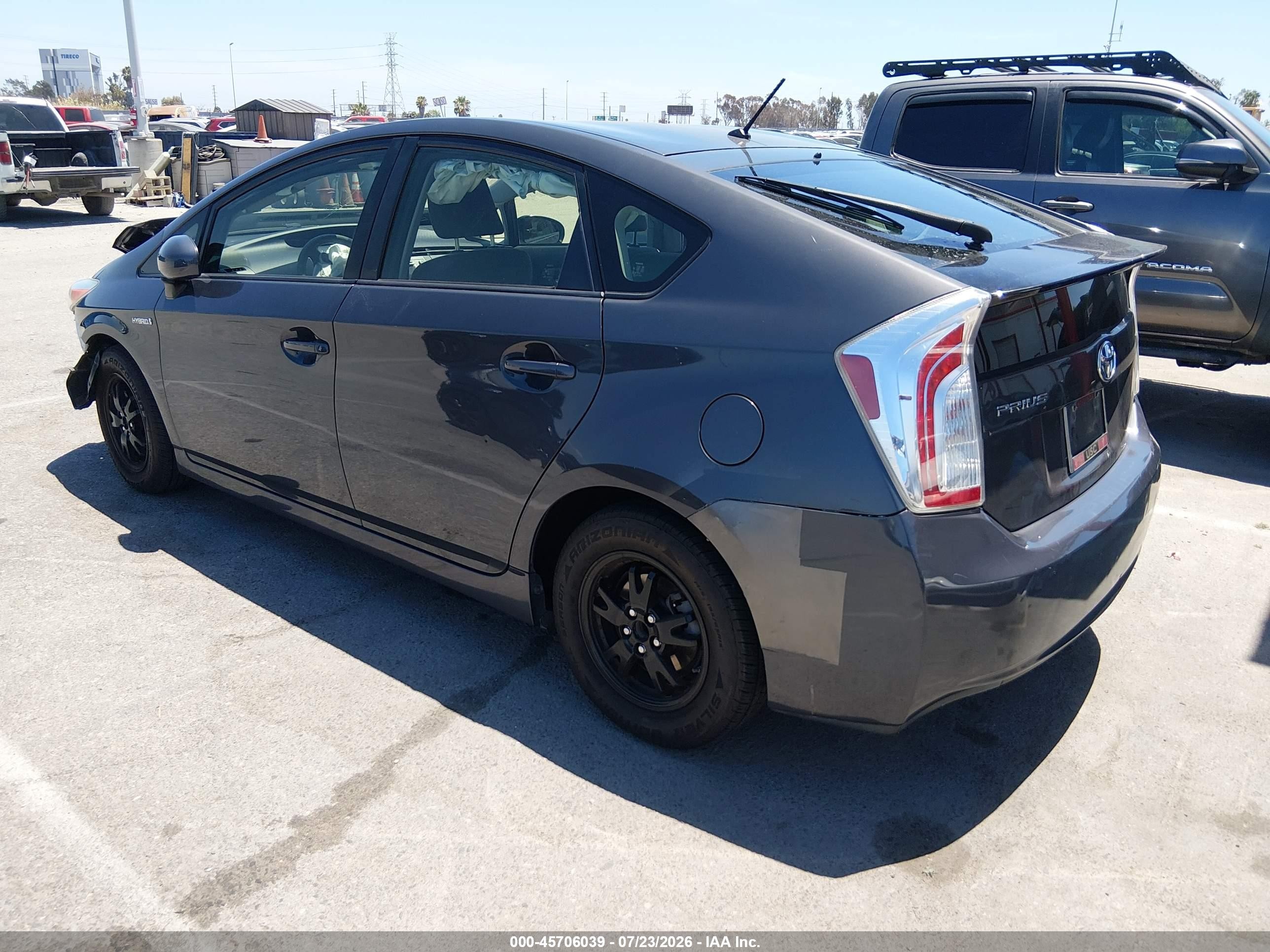 2015 Toyota Prius Two Серый vin: JTDKN3DUXF0398707