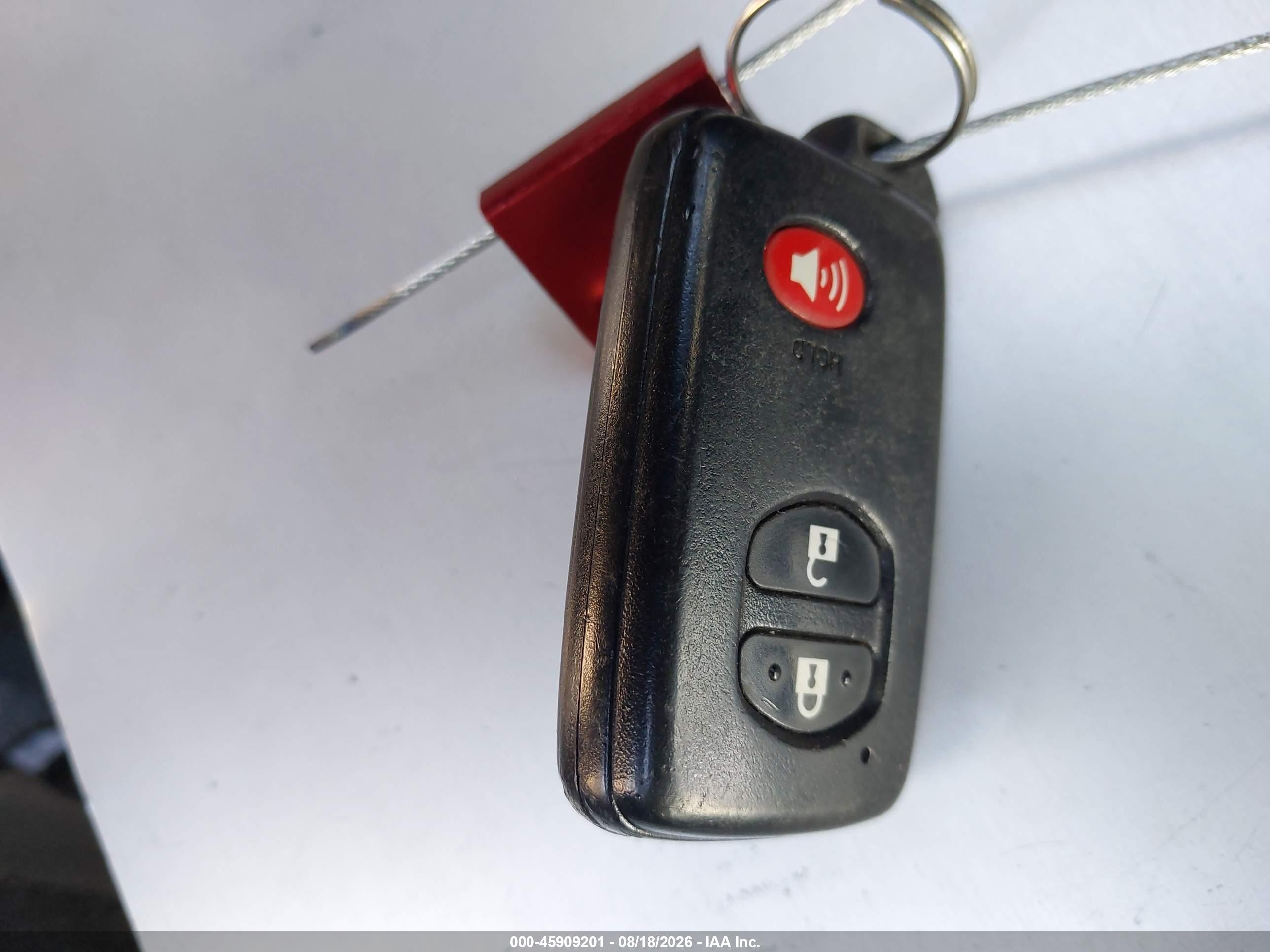 2015 Toyota Prius Two Серый vin: JTDKN3DUXF0413495