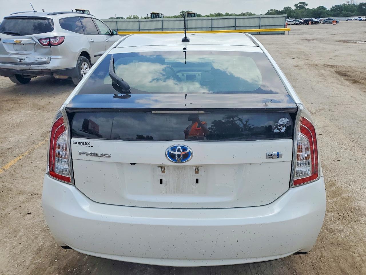 2015 Toyota Prius Persona Series White vin: JTDKN3DUXF0414968