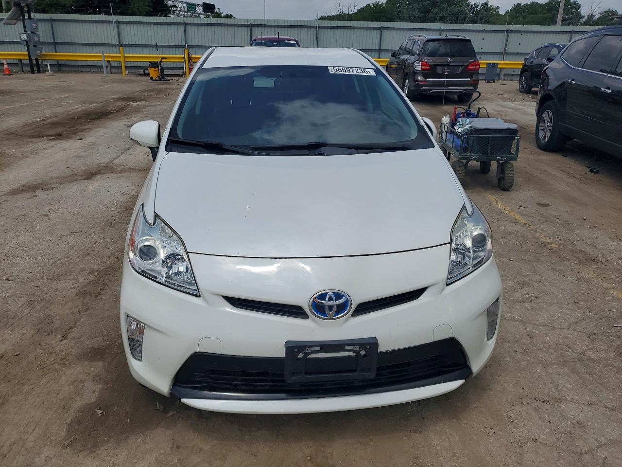 2015 Toyota Prius Persona Series White vin: JTDKN3DUXF0414968