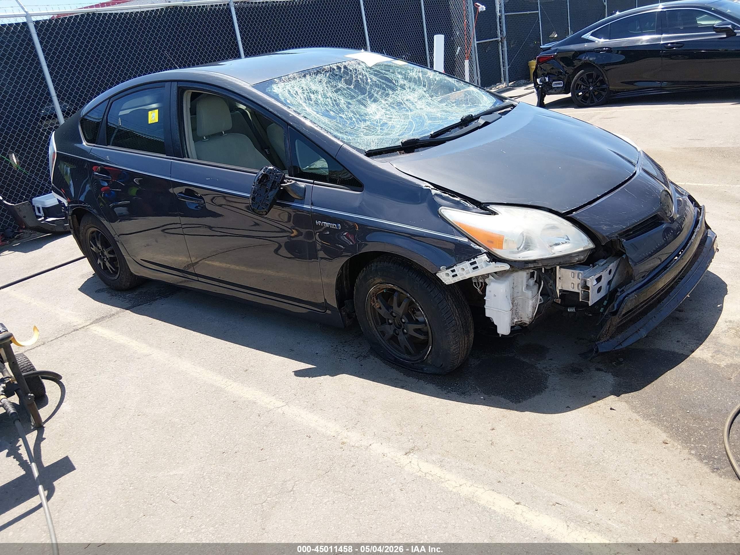 2015 Toyota Prius Two Gray vin: JTDKN3DUXF0422178