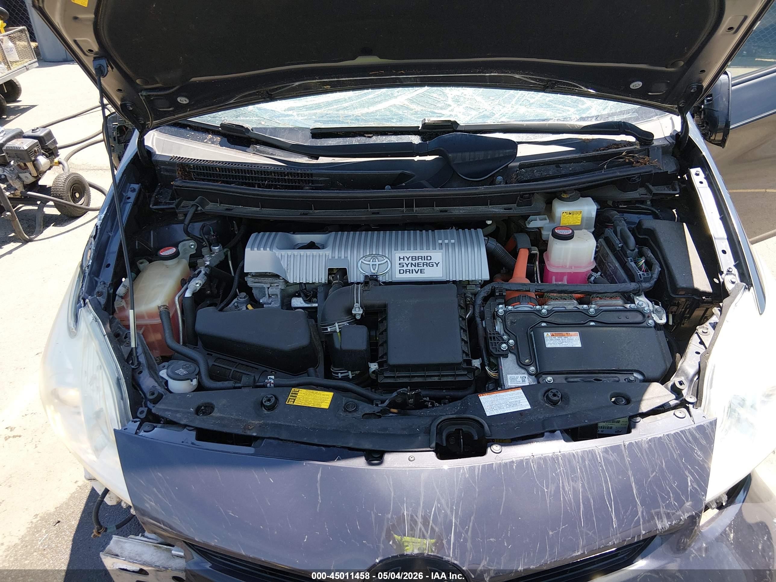 2015 Toyota Prius Two Gray vin: JTDKN3DUXF0422178