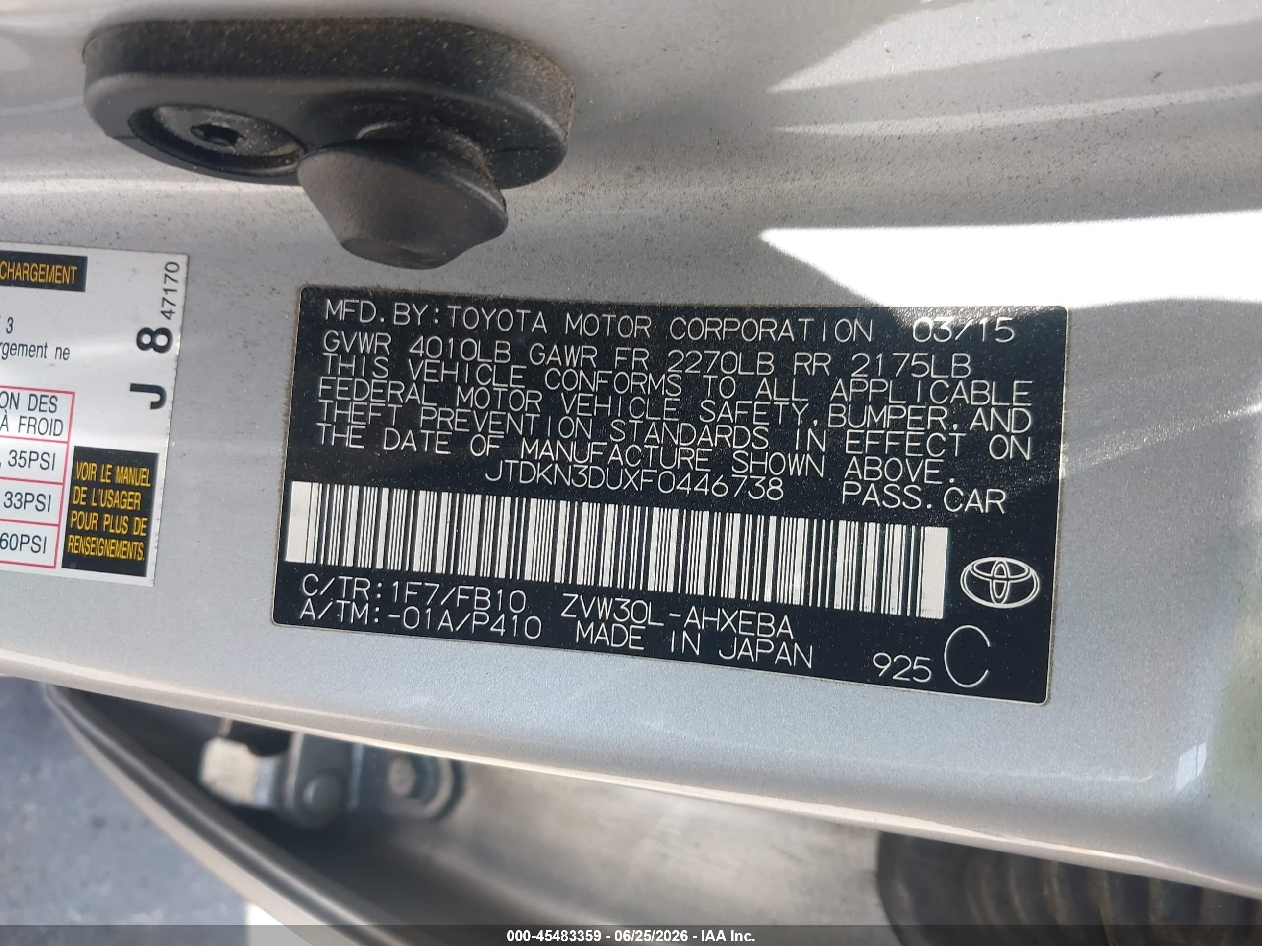 2015 Toyota Prius Three Silver vin: JTDKN3DUXF0446738