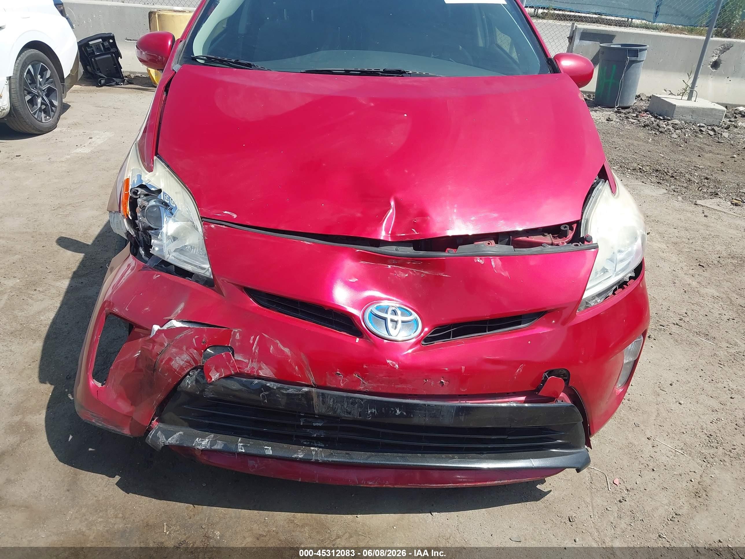 2015 Toyota Prius Two Red vin: JTDKN3DUXF0470652