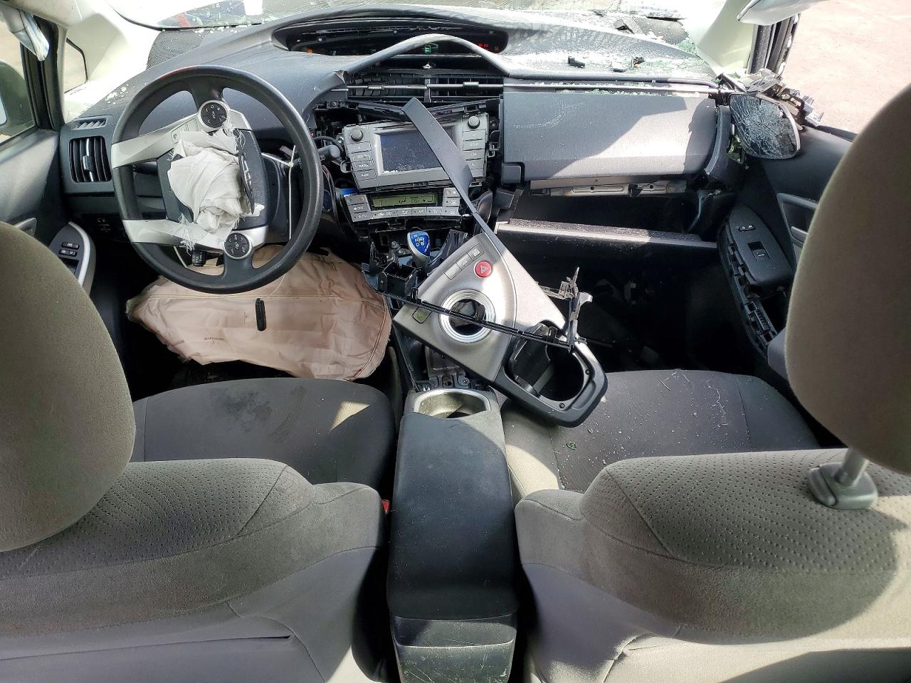 2015 Toyota Prius Two Серебряный vin: JTDKN3DUXF0479559