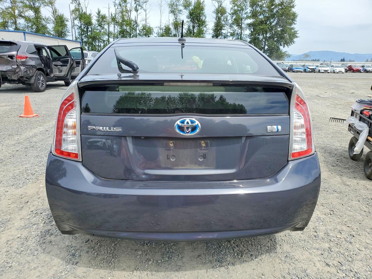 2015 Toyota Prius Three Gray vin: JTDKN3DUXF0481733