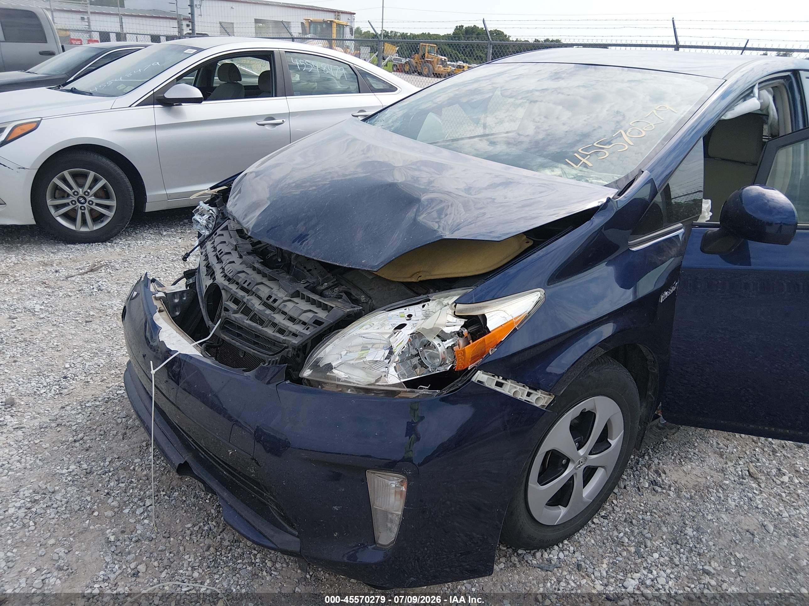 2015 Toyota Prius Three Blue vin: JTDKN3DUXF1886565
