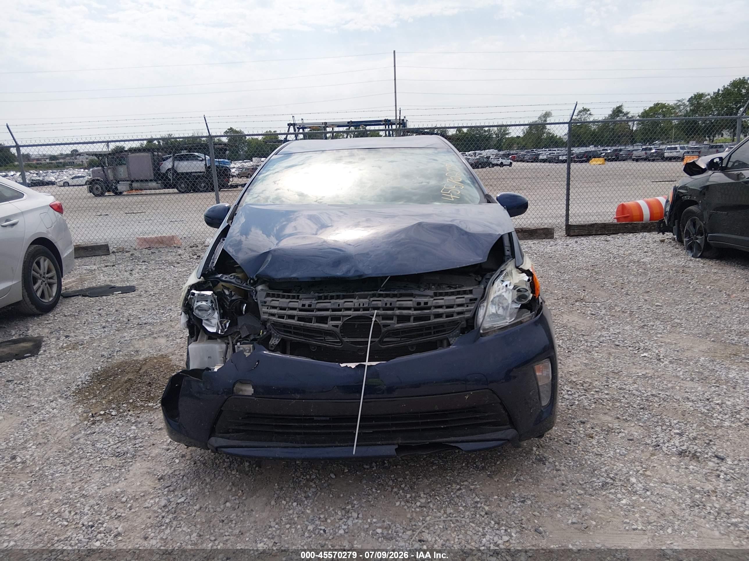 2015 Toyota Prius Three Blue vin: JTDKN3DUXF1886565
