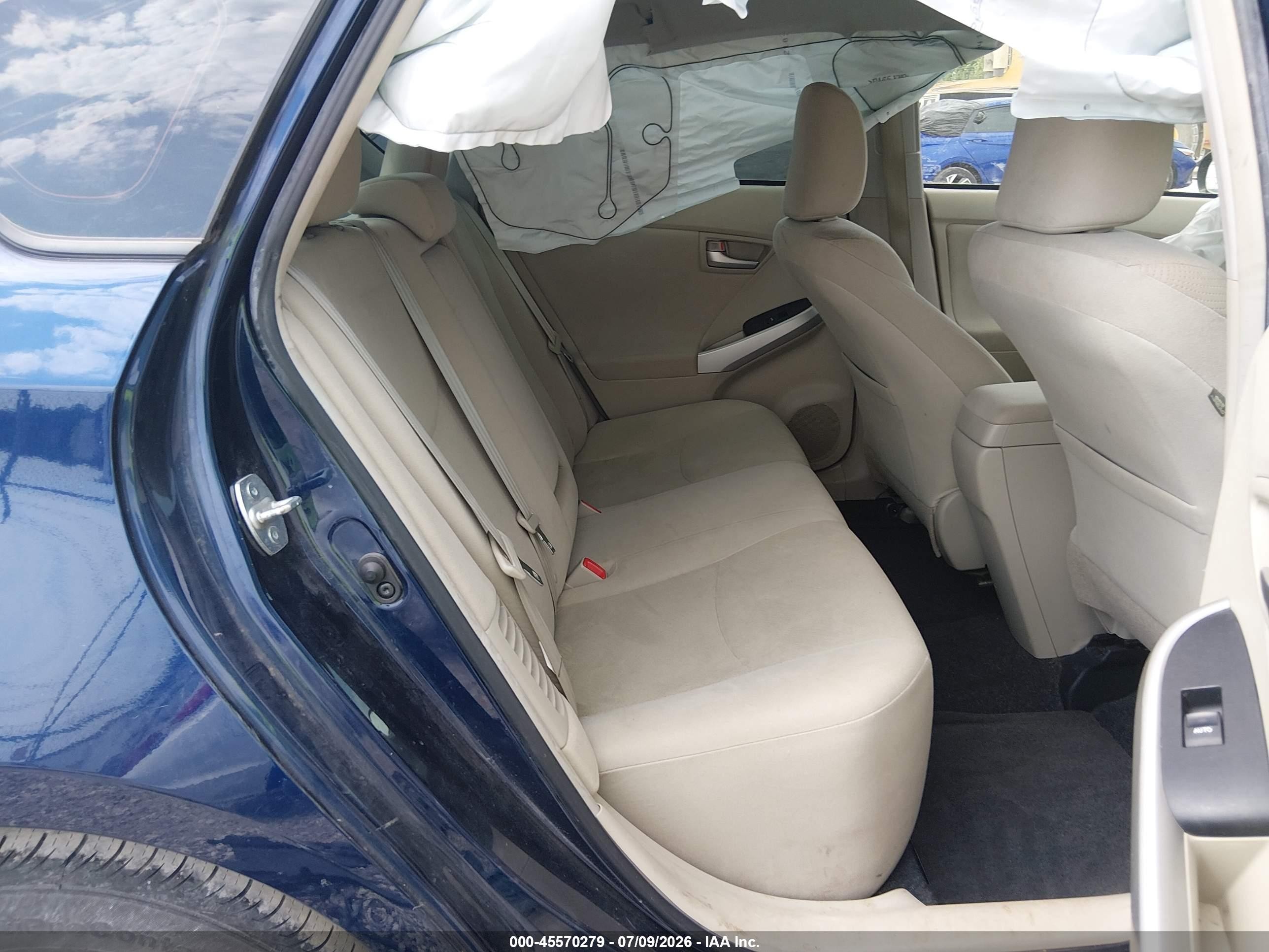 2015 Toyota Prius Three Blue vin: JTDKN3DUXF1886565