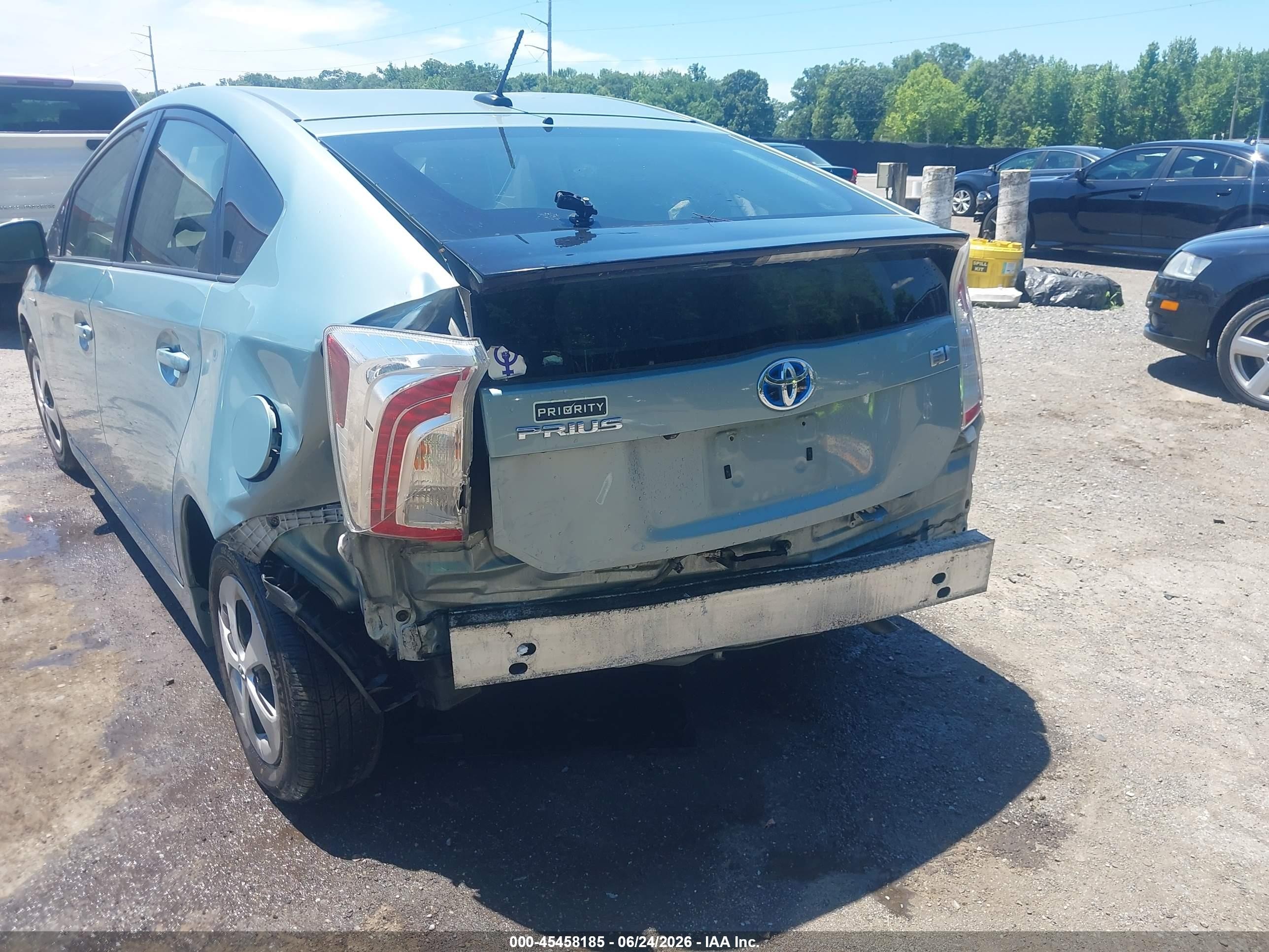 2015 Toyota Prius Three Light Blue vin: JTDKN3DUXF1887361