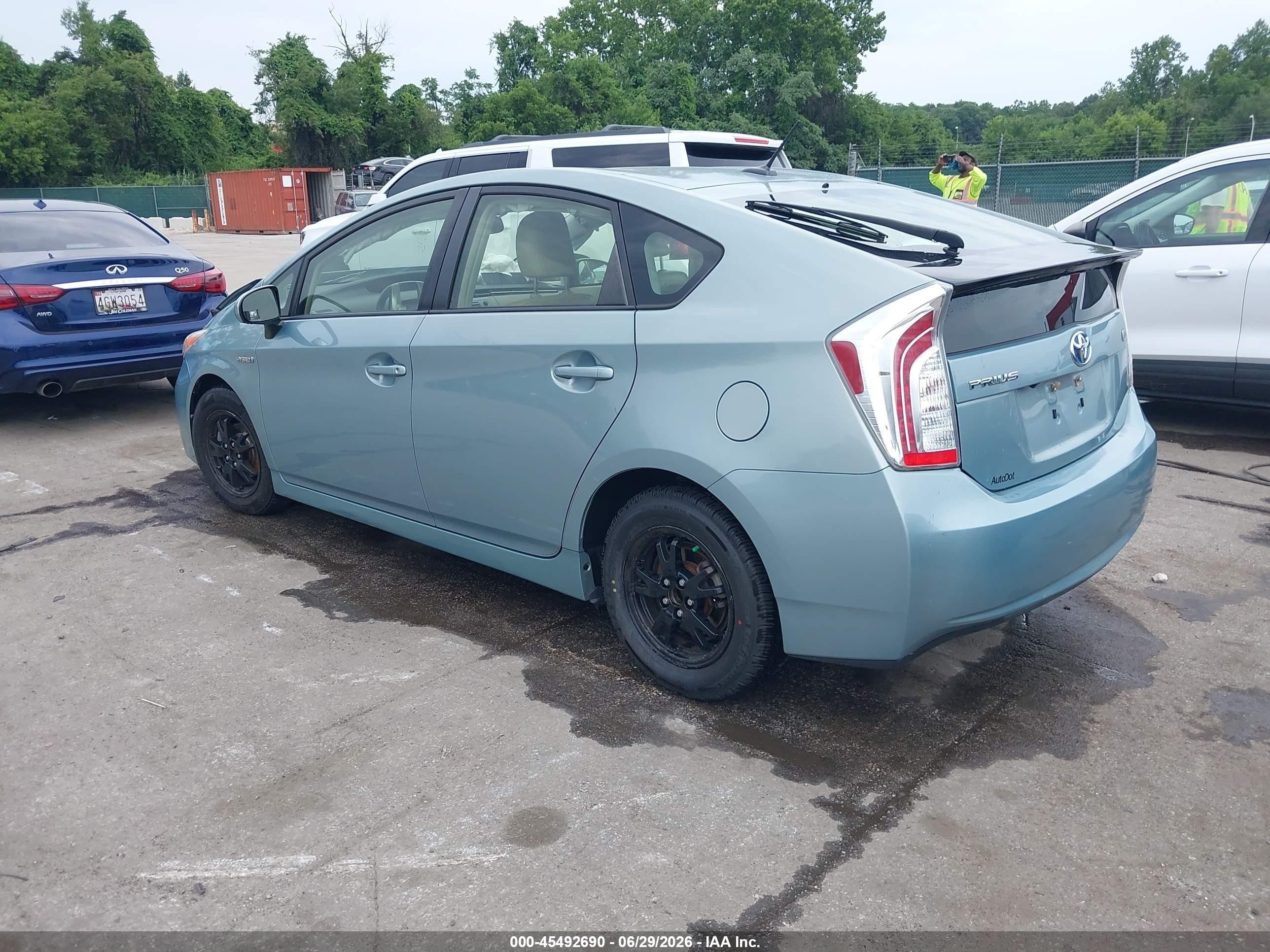 2015 Toyota Prius Four Blue vin: JTDKN3DUXF1889823