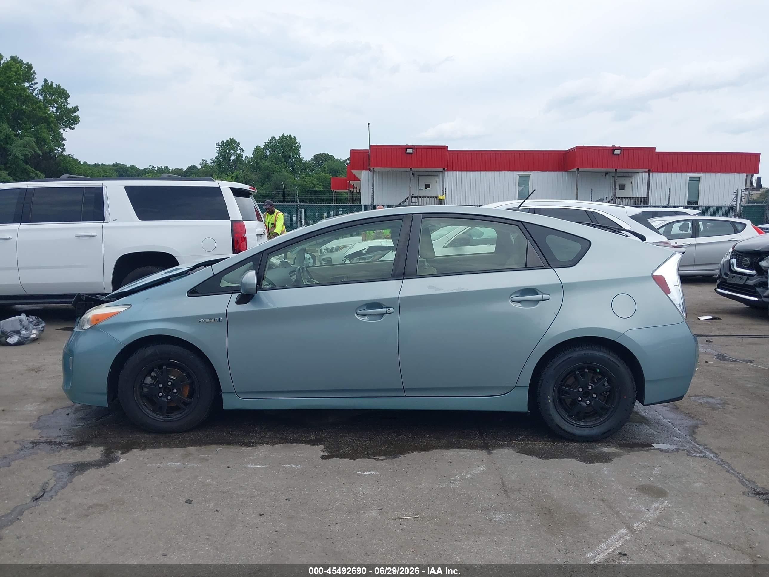 2015 Toyota Prius Four Blue vin: JTDKN3DUXF1889823