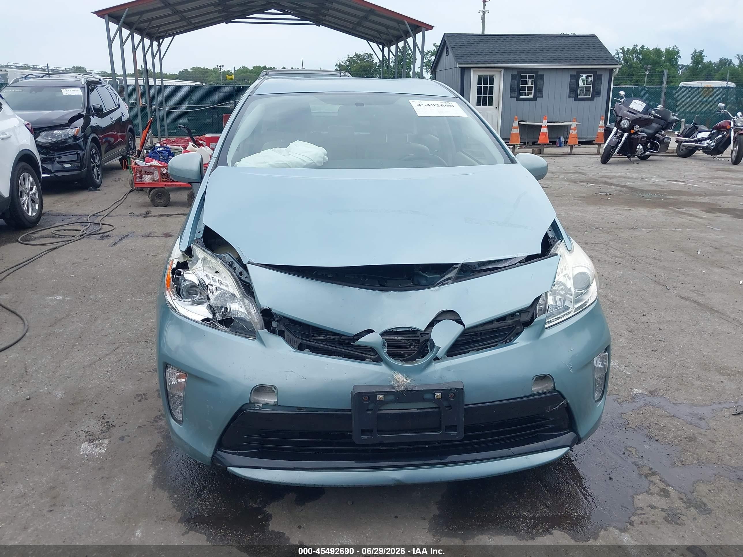 2015 Toyota Prius Four Blue vin: JTDKN3DUXF1889823