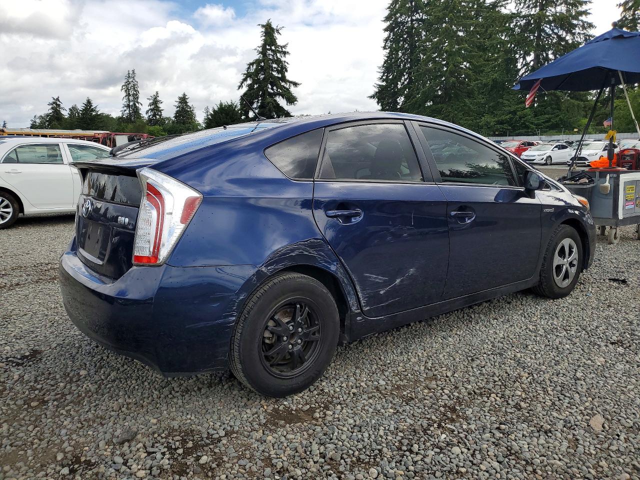 2015 Toyota Prius Two Blue vin: JTDKN3DUXF1899316