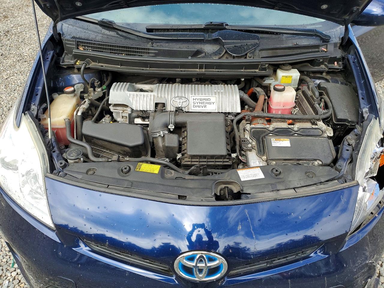 2015 Toyota Prius Two Blue vin: JTDKN3DUXF1899316
