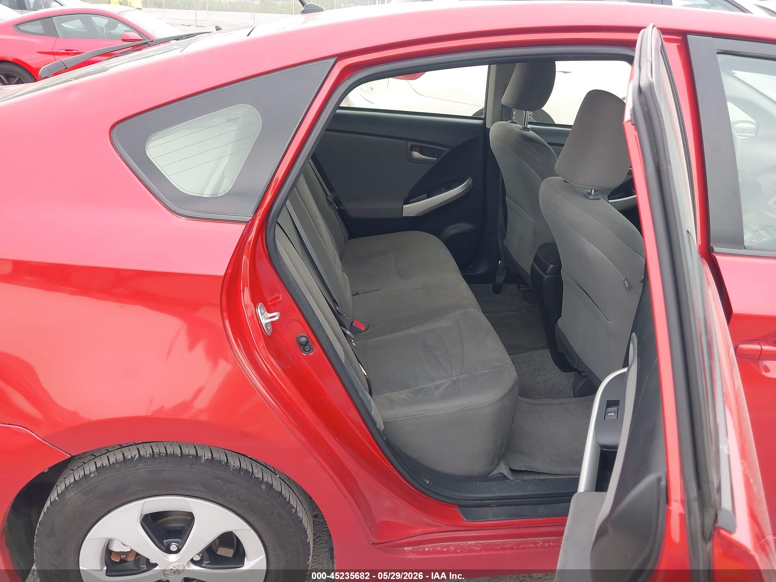 2015 Toyota Prius Two Red vin: JTDKN3DUXF1909388
