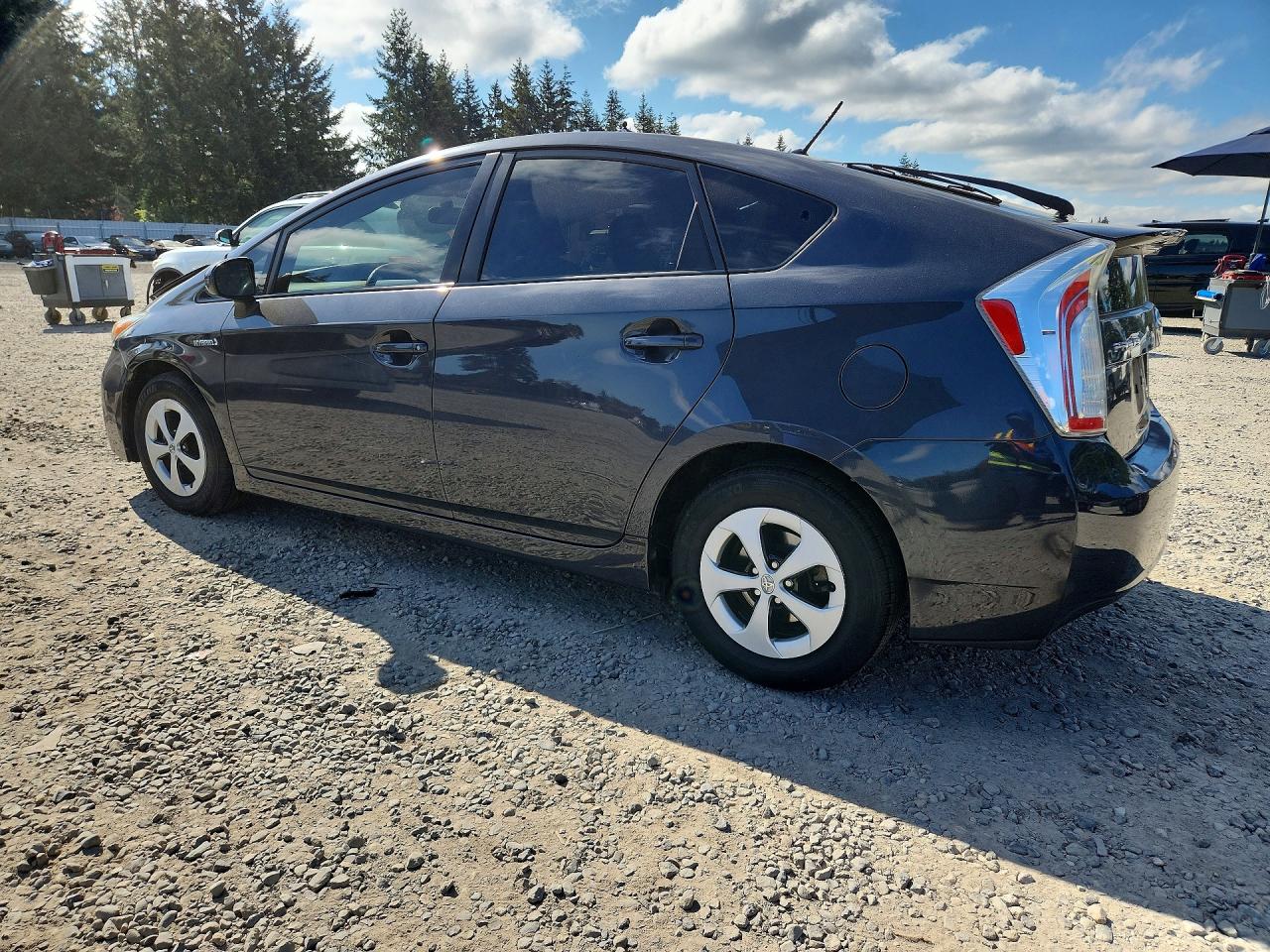 2015 Toyota Prius Two Gray vin: JTDKN3DUXF1918835