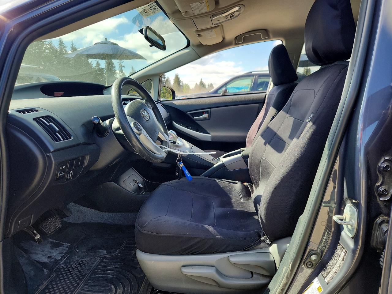 2015 Toyota Prius Two Gray vin: JTDKN3DUXF1918835