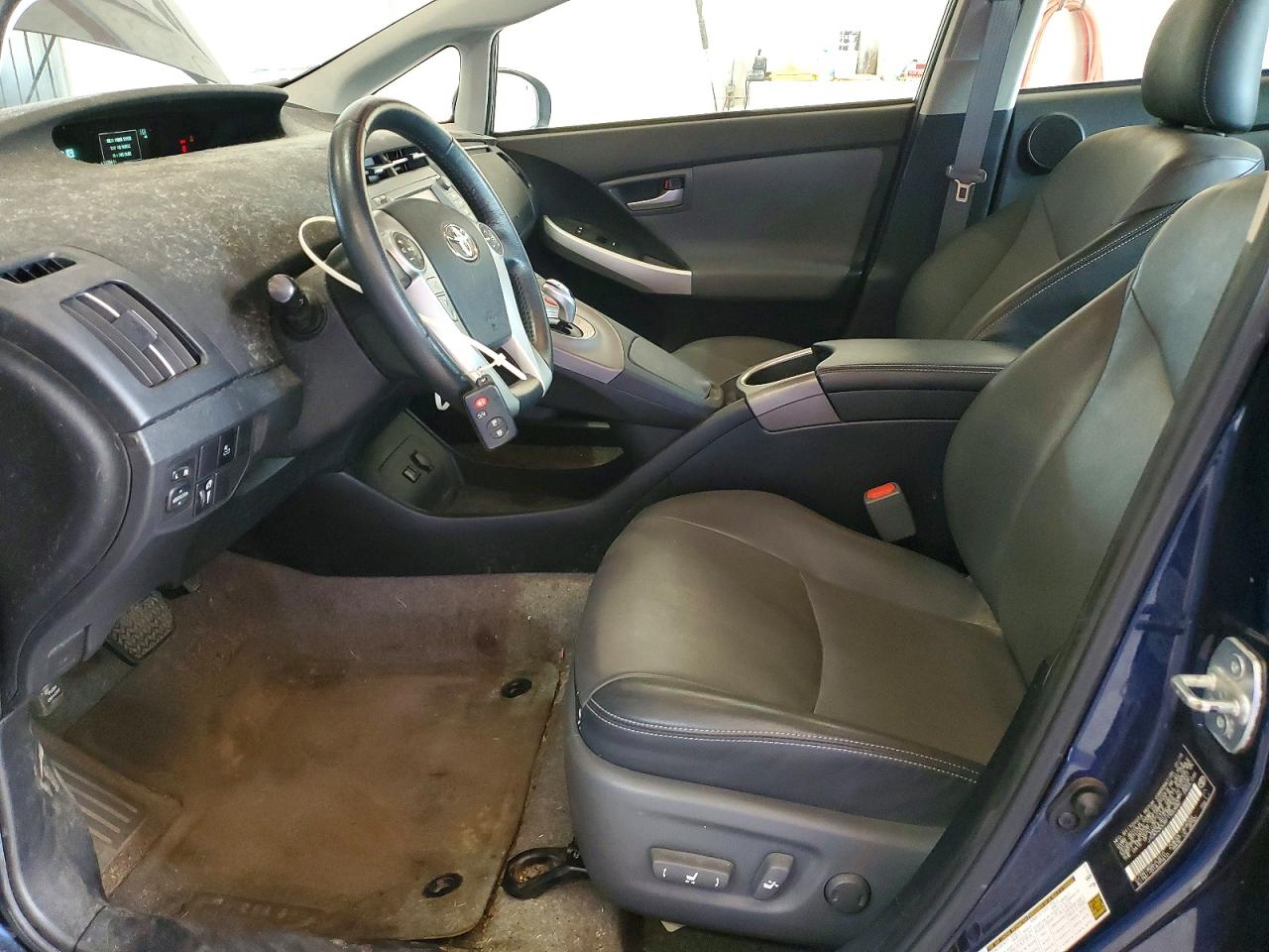 2015 Toyota Prius Four Blue vin: JTDKN3DUXF1920682