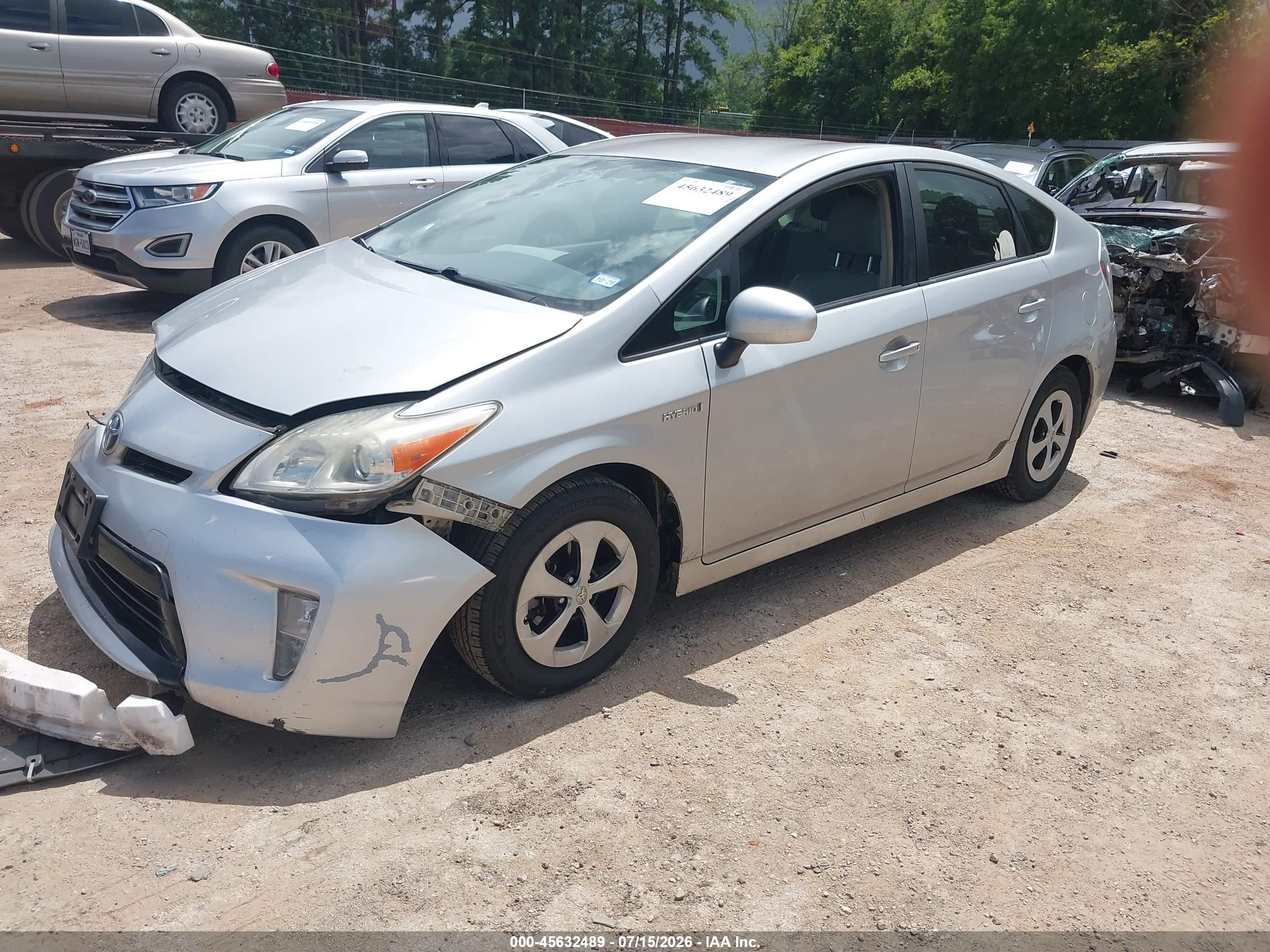 2015 Toyota Prius Four Silver vin: JTDKN3DUXF1928040