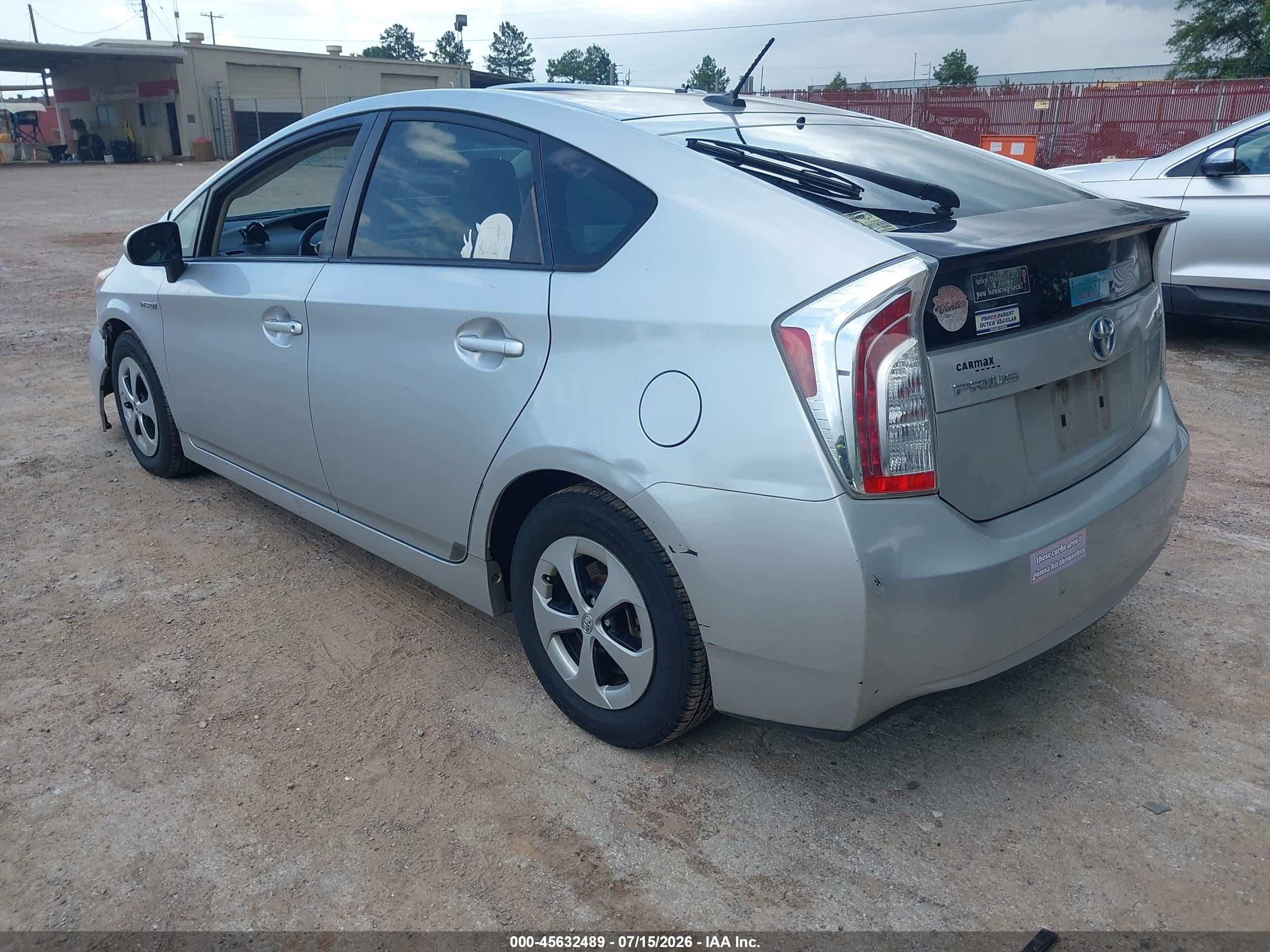 2015 Toyota Prius Four Silver vin: JTDKN3DUXF1928040