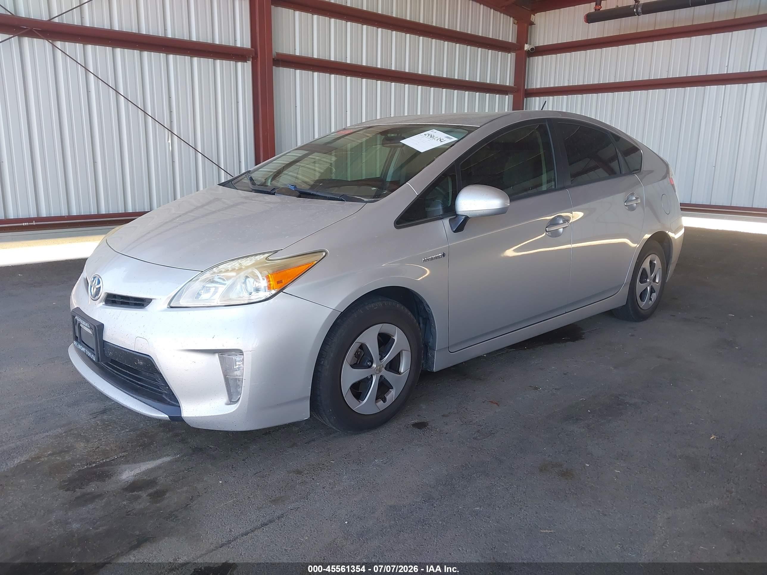 2015 Toyota Prius Two Silver vin: JTDKN3DUXF1931049