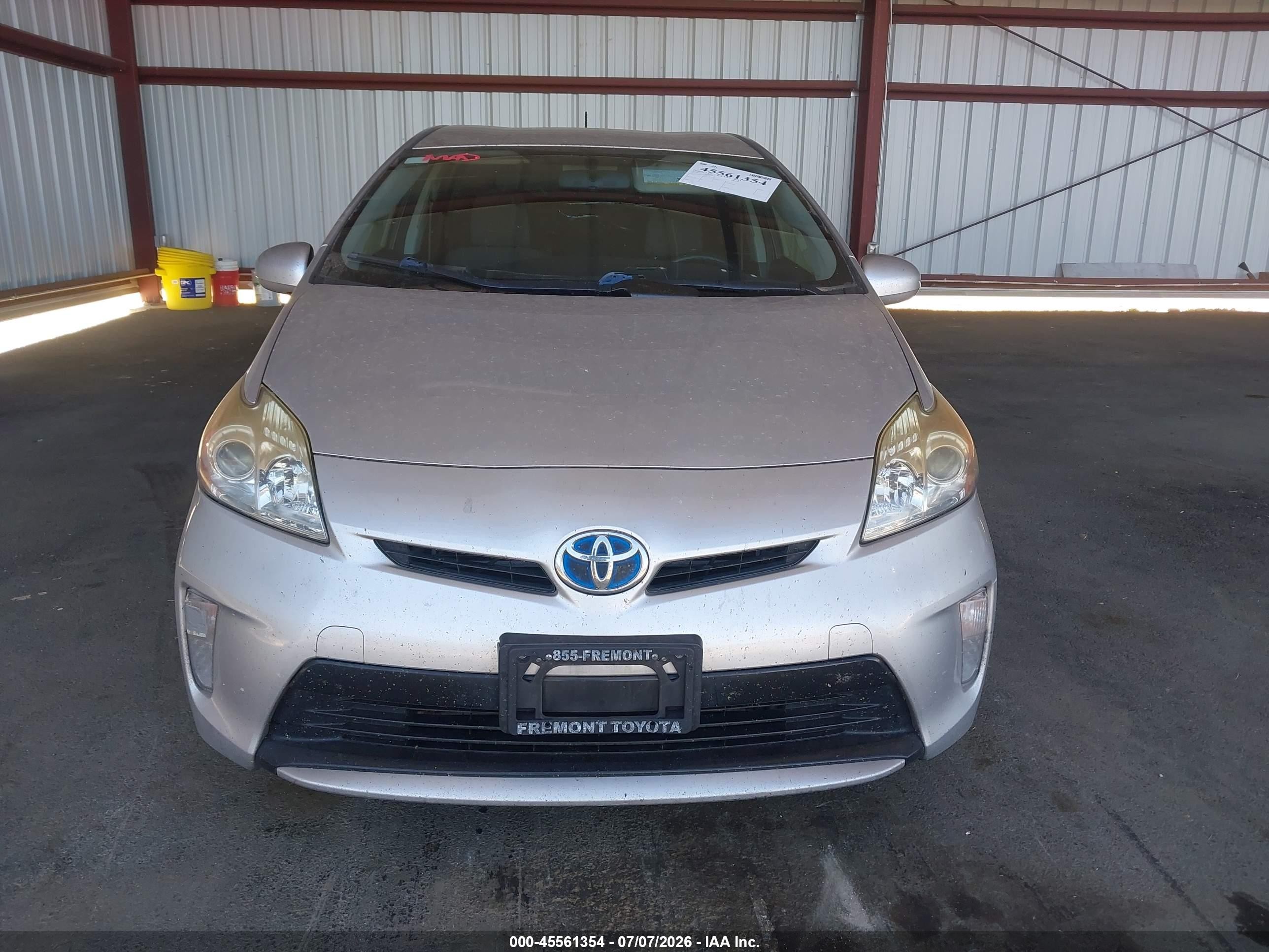 2015 Toyota Prius Two Silver vin: JTDKN3DUXF1931049
