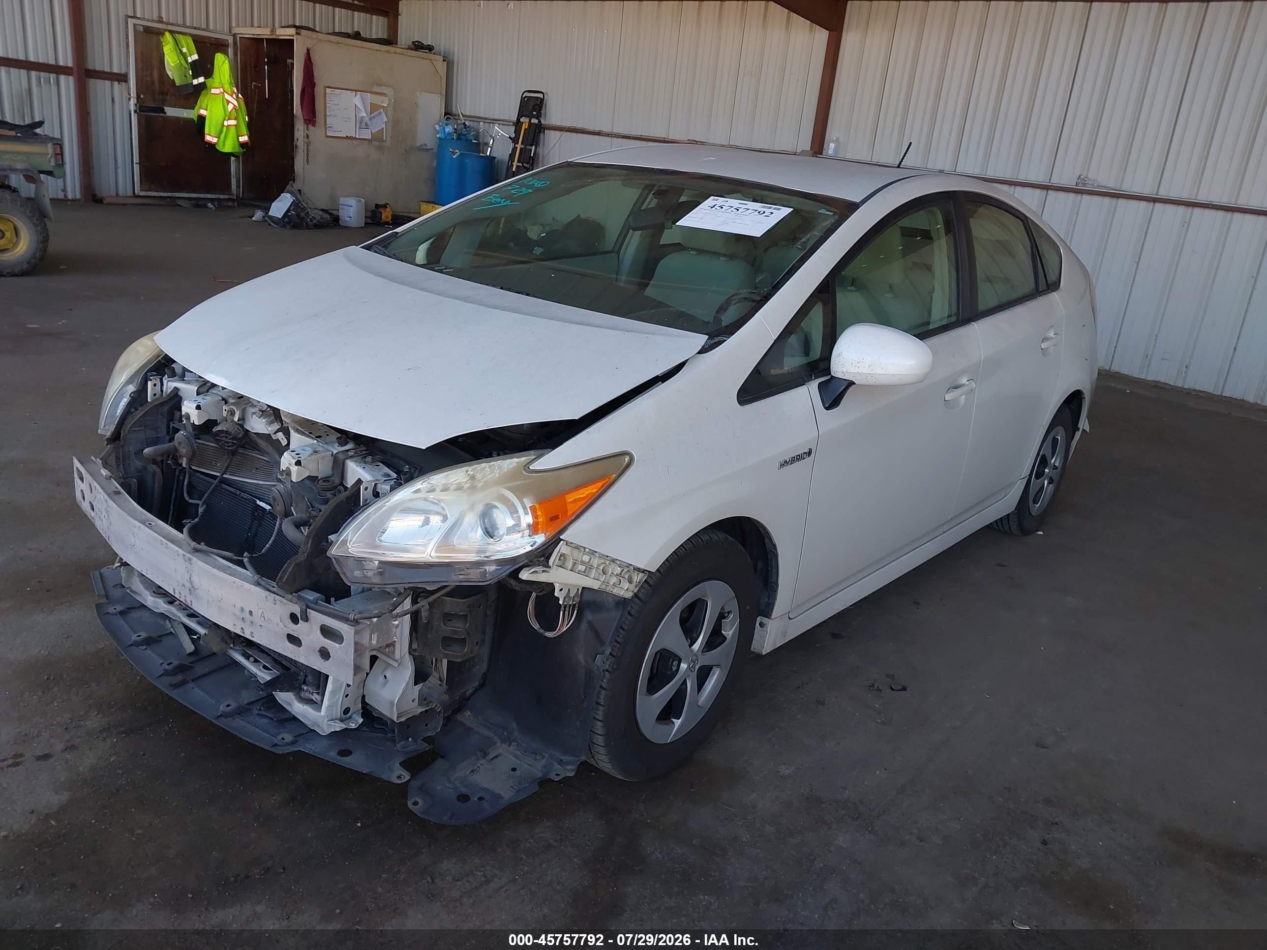 2015 Toyota Prius Three Белый vin: JTDKN3DUXF1933089