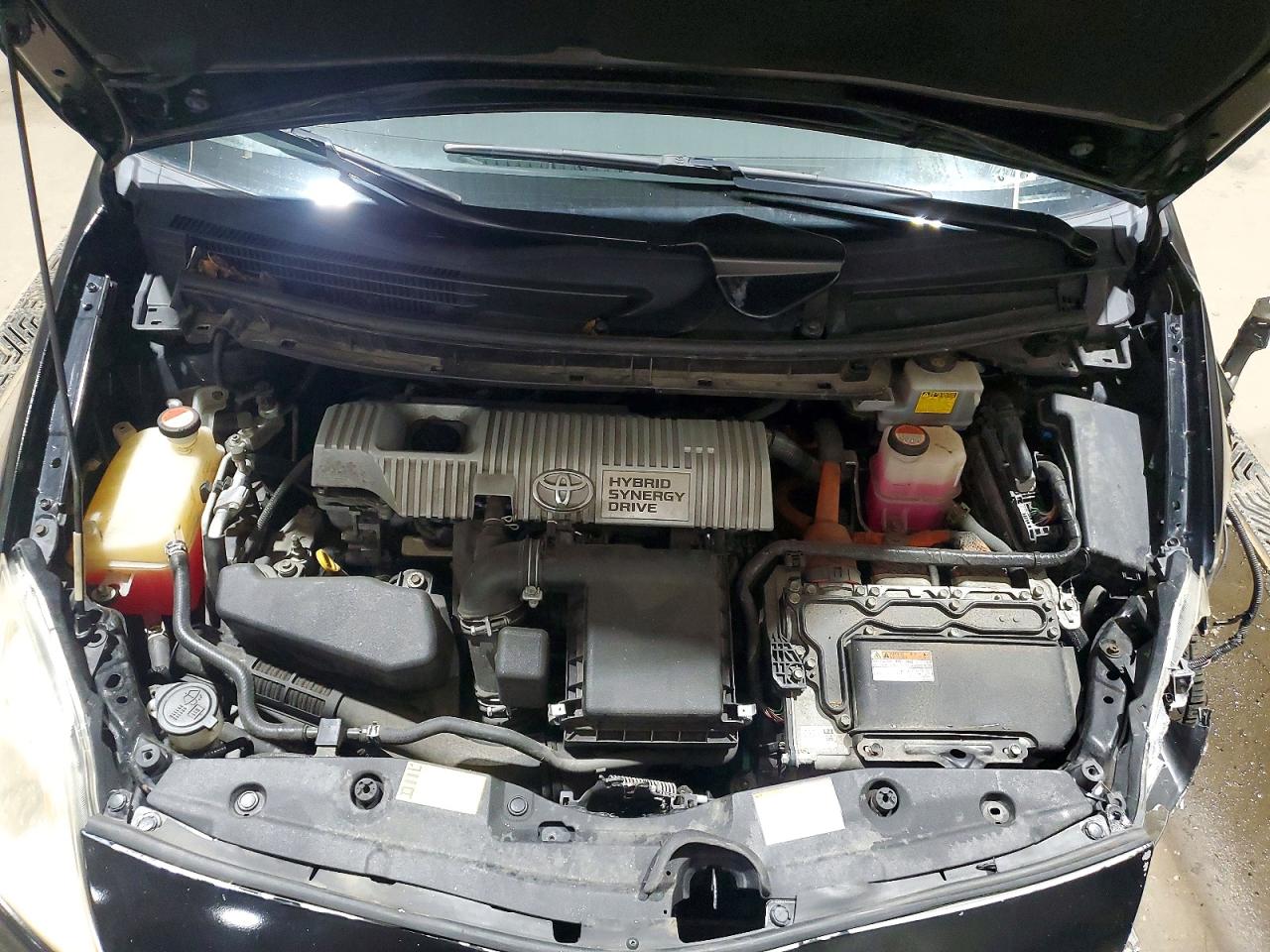 2015 Toyota Prius Two Черный vin: JTDKN3DUXF1947929