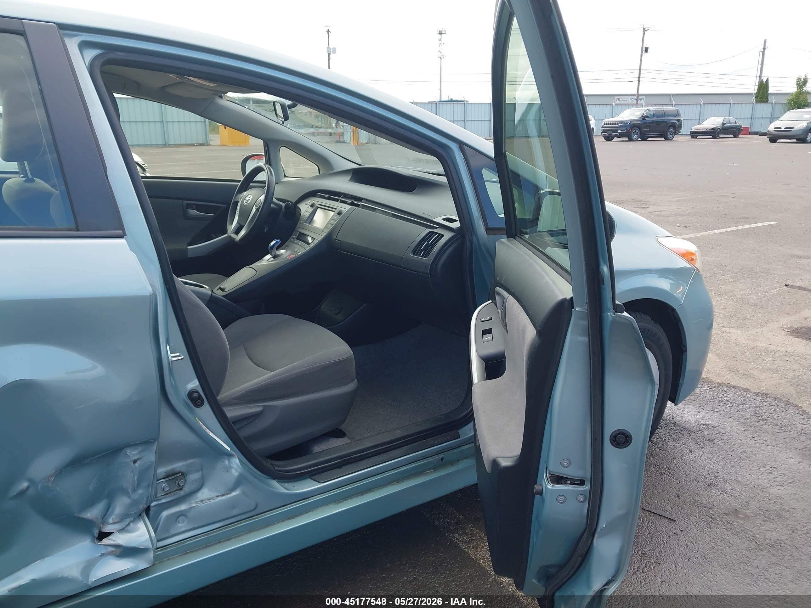 2015 Toyota Prius Two Turquoise vin: JTDKN3DUXF1957036