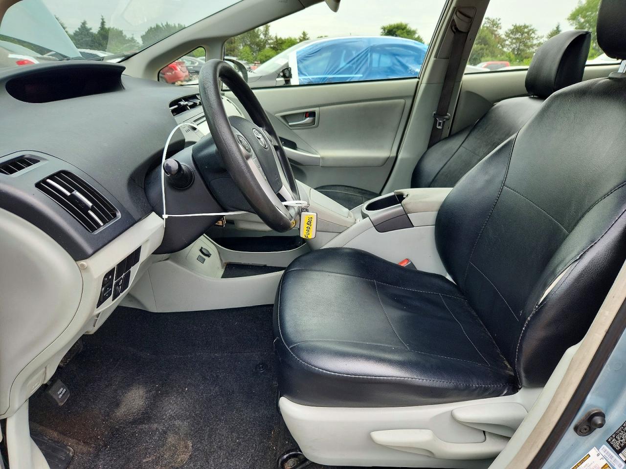 2015 Toyota Prius Two Turquoise vin: JTDKN3DUXF1969736